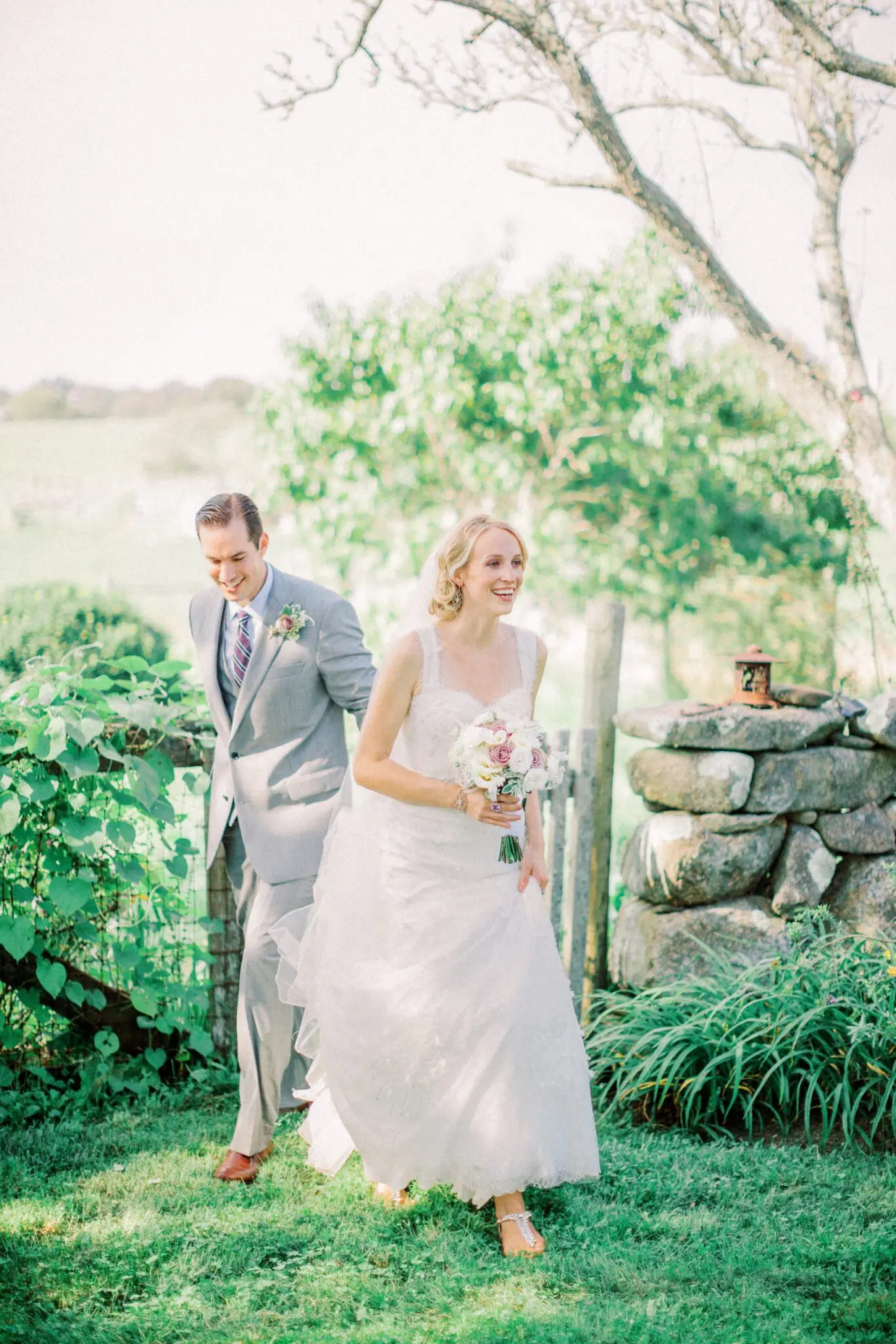 Kelly Dillon Wedding Photographer KellyDillonPhotographyTheAllenSheepFarmMarthasVineyardWeddingPhotogapherCapeCodWeddingPhotography24 scaled