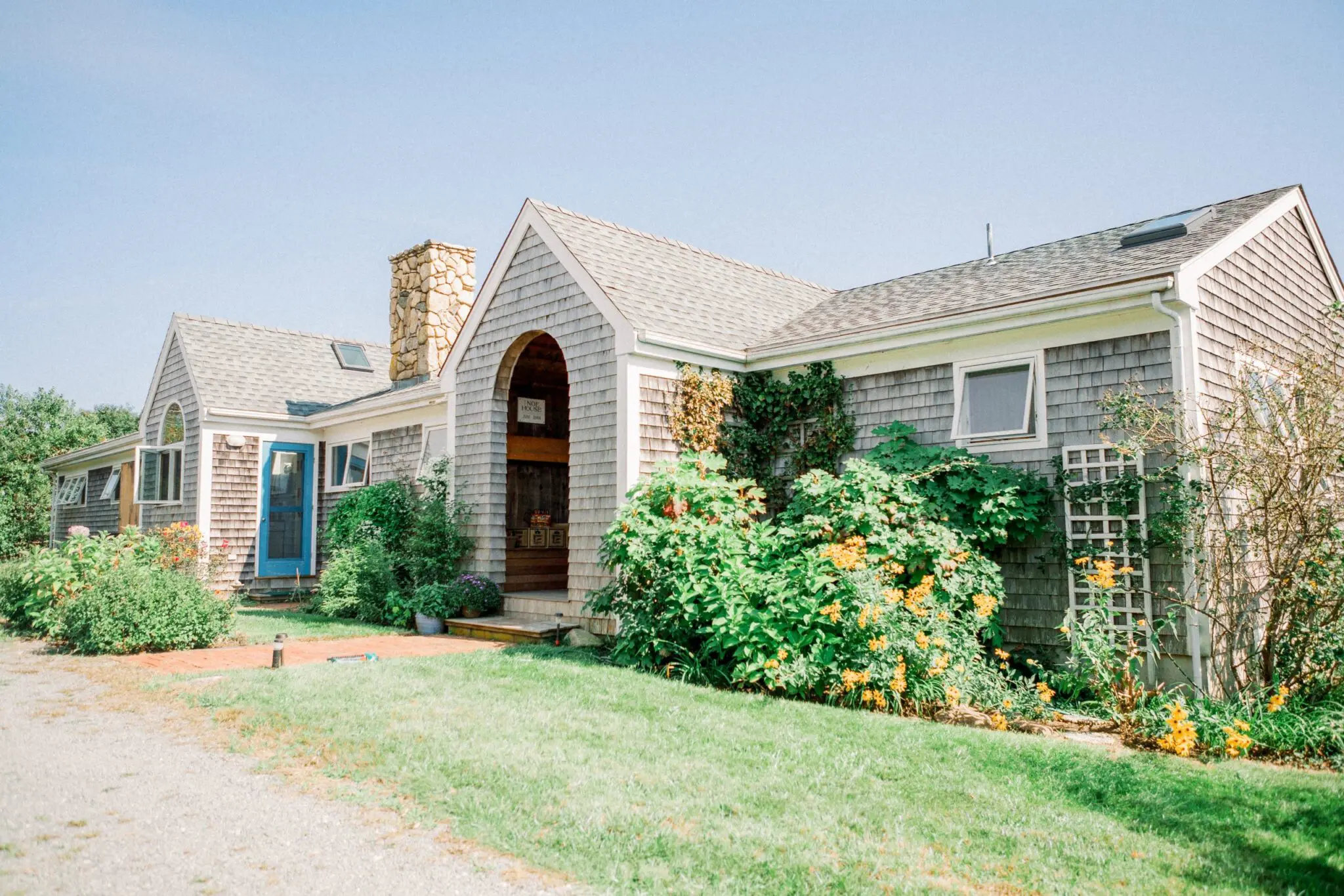 Kelly Dillon Wedding Photographer KellyDillonPhotographyTheAllenSheepFarmMarthasVineyardWeddingPhotogapherCapeCodWeddingPhotography4 scaled