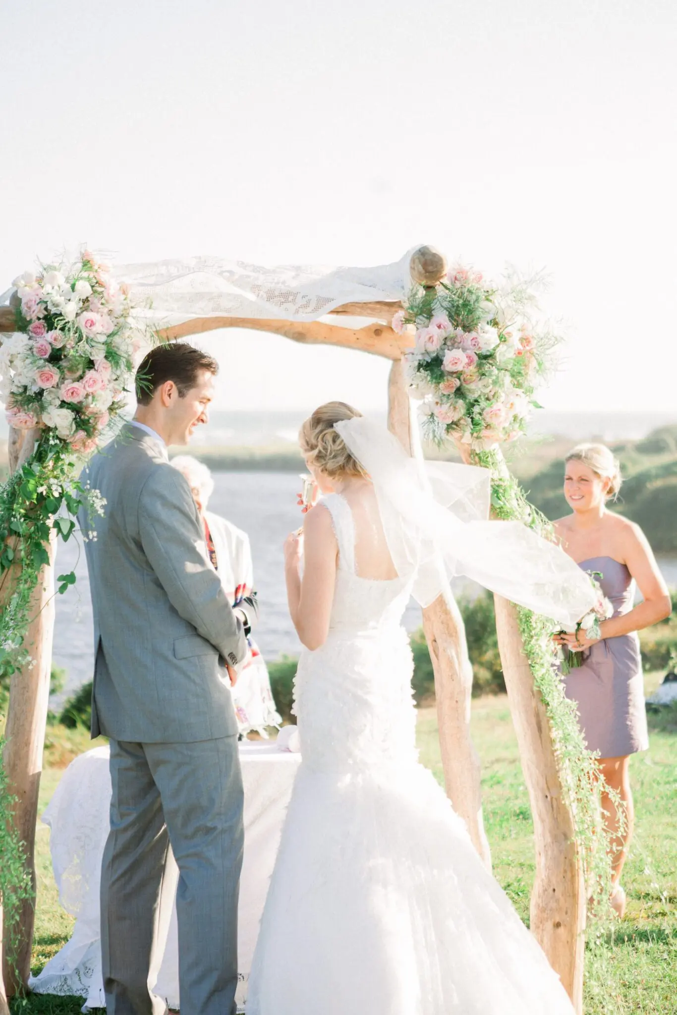 Kelly Dillon Wedding Photographer KellyDillonPhotographyTheAllenSheepFarmMarthasVineyardWeddingPhotogapherCapeCodWeddingPhotography42 scaled