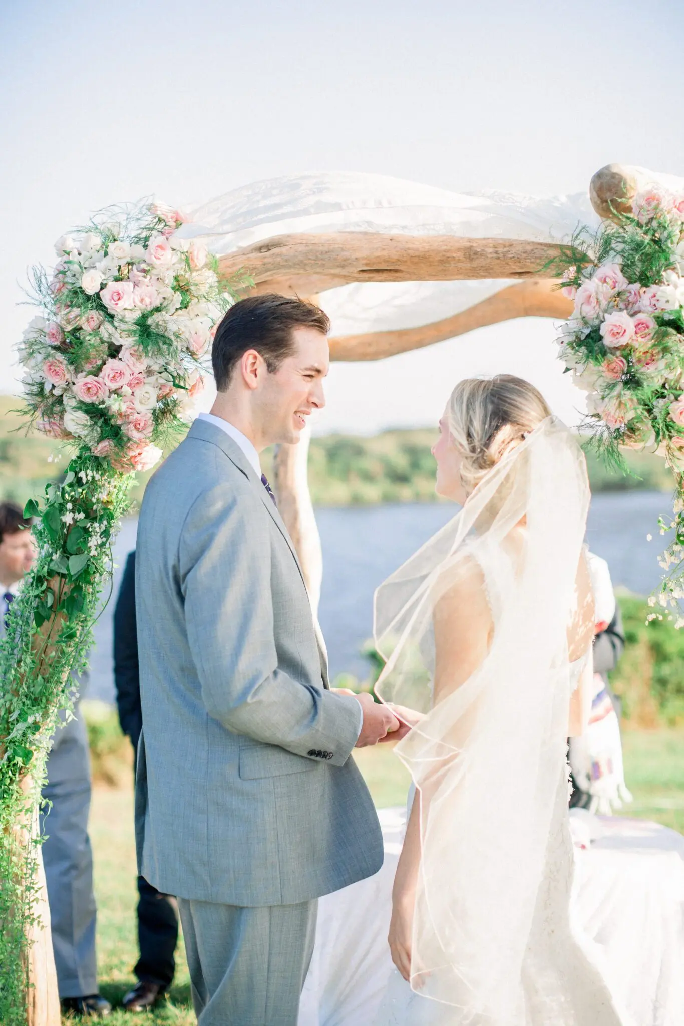 Kelly Dillon Wedding Photographer KellyDillonPhotographyTheAllenSheepFarmMarthasVineyardWeddingPhotogapherCapeCodWeddingPhotography45 scaled