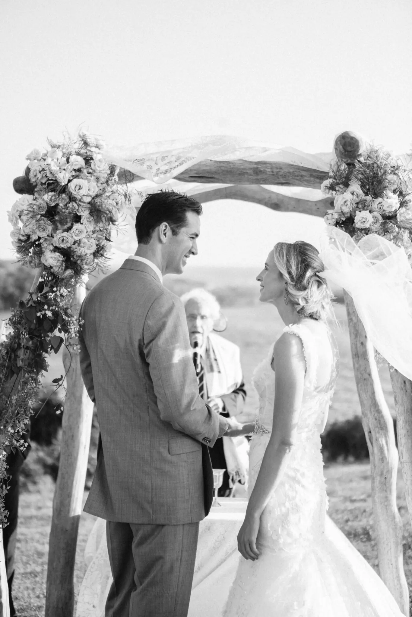 Kelly Dillon Wedding Photographer KellyDillonPhotographyTheAllenSheepFarmMarthasVineyardWeddingPhotogapherCapeCodWeddingPhotography46 scaled