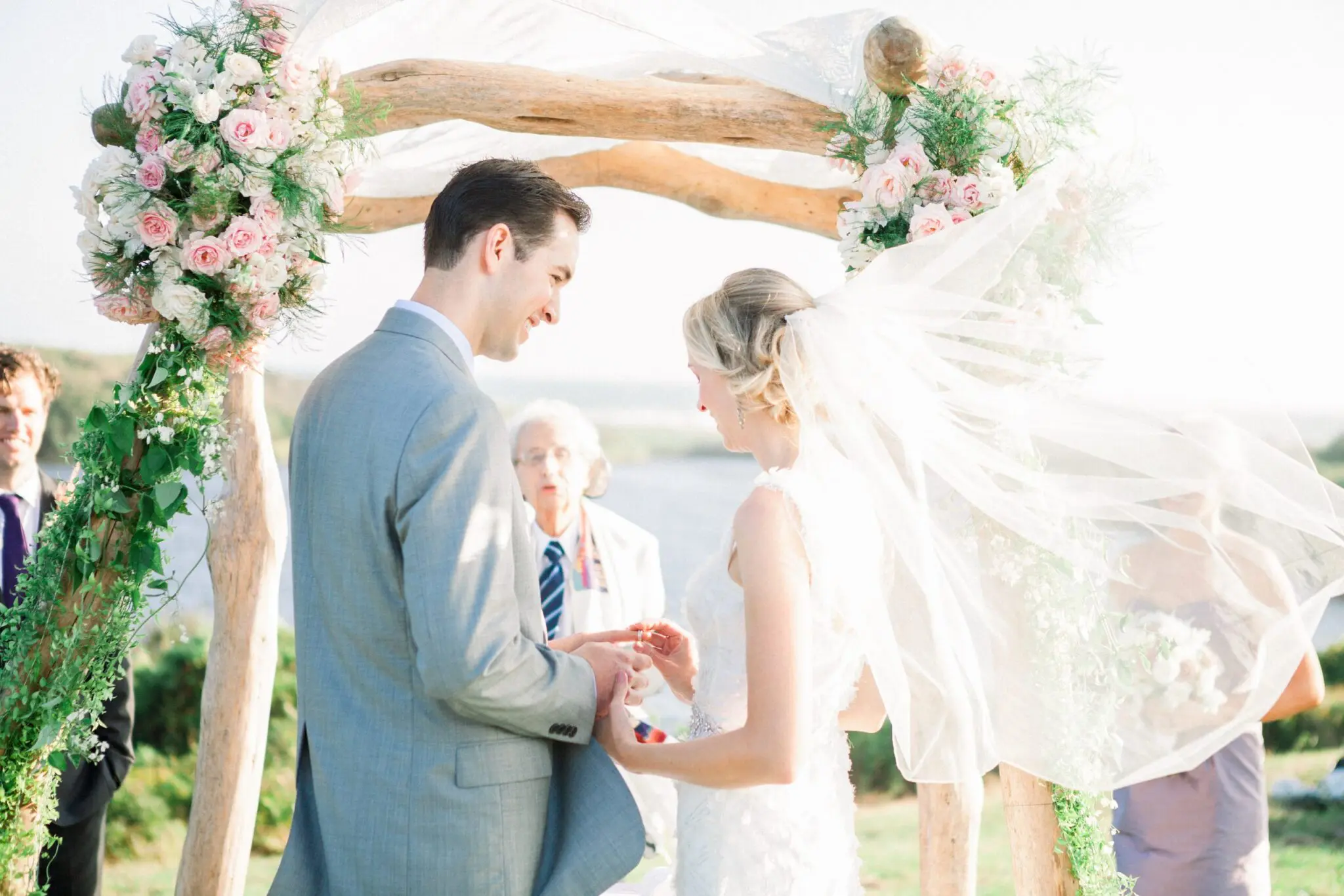 Kelly Dillon Wedding Photographer KellyDillonPhotographyTheAllenSheepFarmMarthasVineyardWeddingPhotogapherCapeCodWeddingPhotography47 scaled