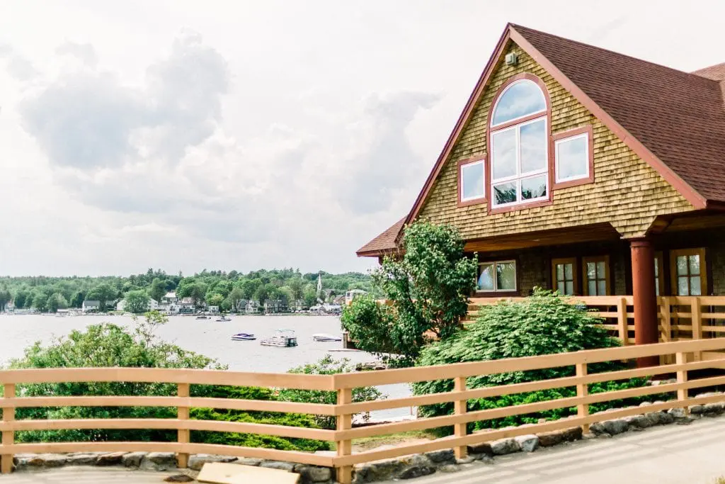 Jessica & Brian Lake Winnipesaukee Wedding 24 Kelly Dillon Wedding Photographer KellyDillonPhotography30 2