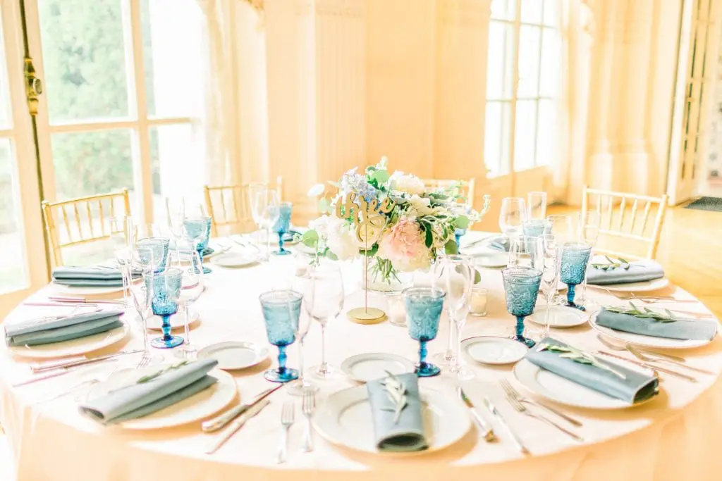 Sarah & MIke RoseCliff Mansion Wedding | Newport, RI 79 Kelly Dillon Wedding Photographer KellyDillonPhotography104