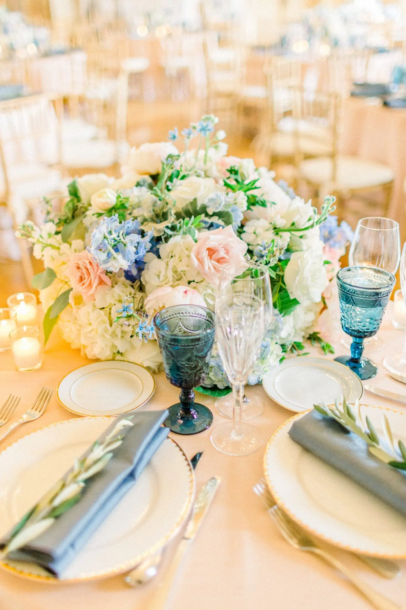 Sarah & MIke RoseCliff Mansion Wedding | Newport, RI 90 Kelly Dillon Wedding Photographer KellyDillonPhotography119 scaled