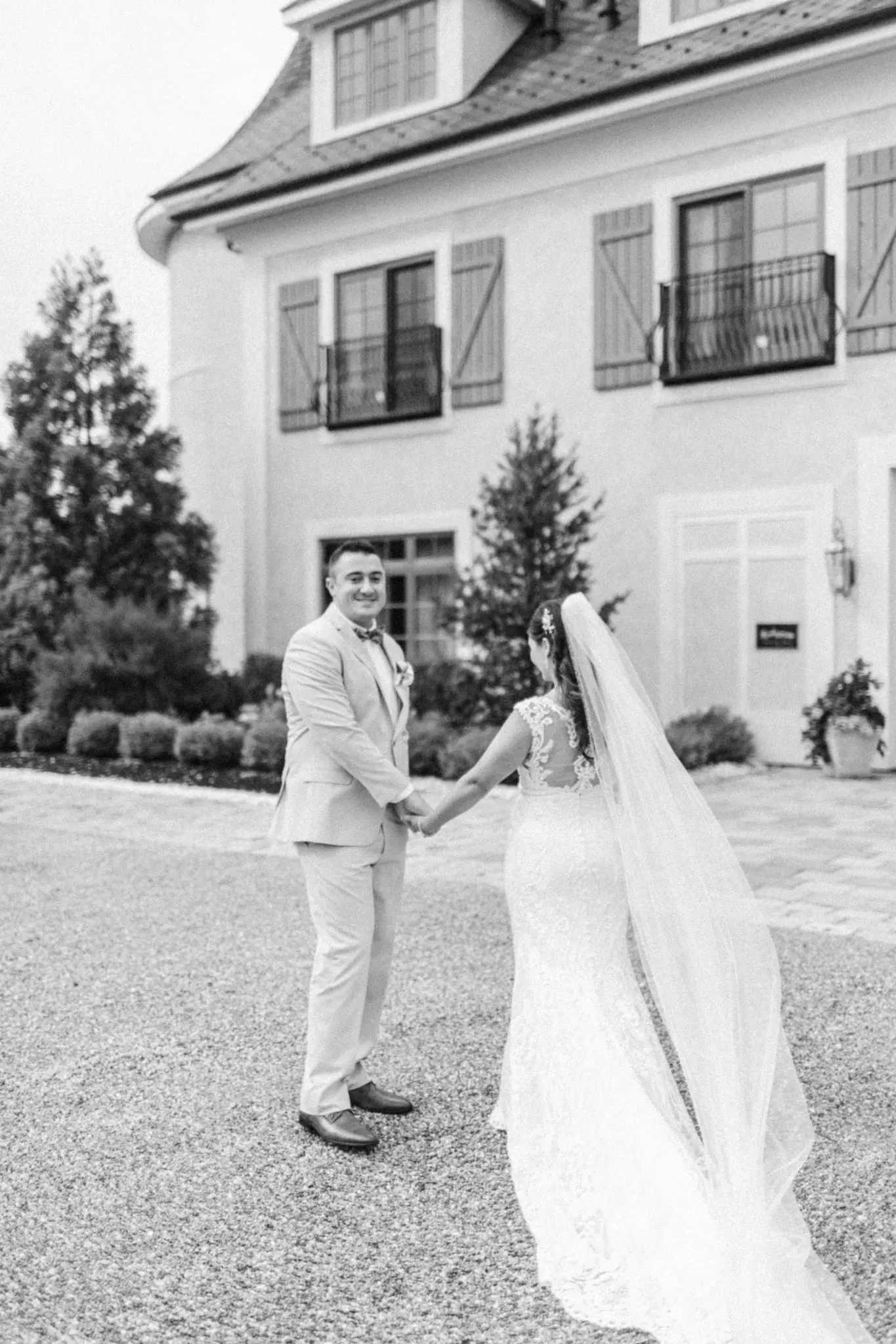 Anglea & Brian Mirabeau Inn & Spa Wedding | Plymouth, MA 18 Kelly Dillon Wedding Photographer KellyDillonPhotography20 7 scaled
