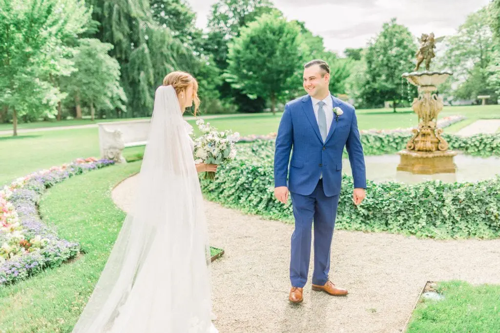 Sarah & MIke RoseCliff Mansion Wedding | Newport, RI 16 Kelly Dillon Wedding Photographer KellyDillonPhotography22 1