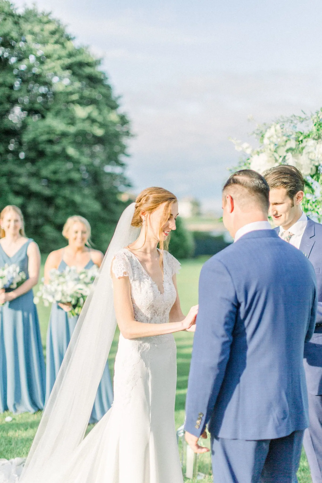 Sarah & MIke RoseCliff Mansion Wedding | Newport, RI 65 Kelly Dillon Wedding Photographer KellyDillonPhotography86 1 scaled