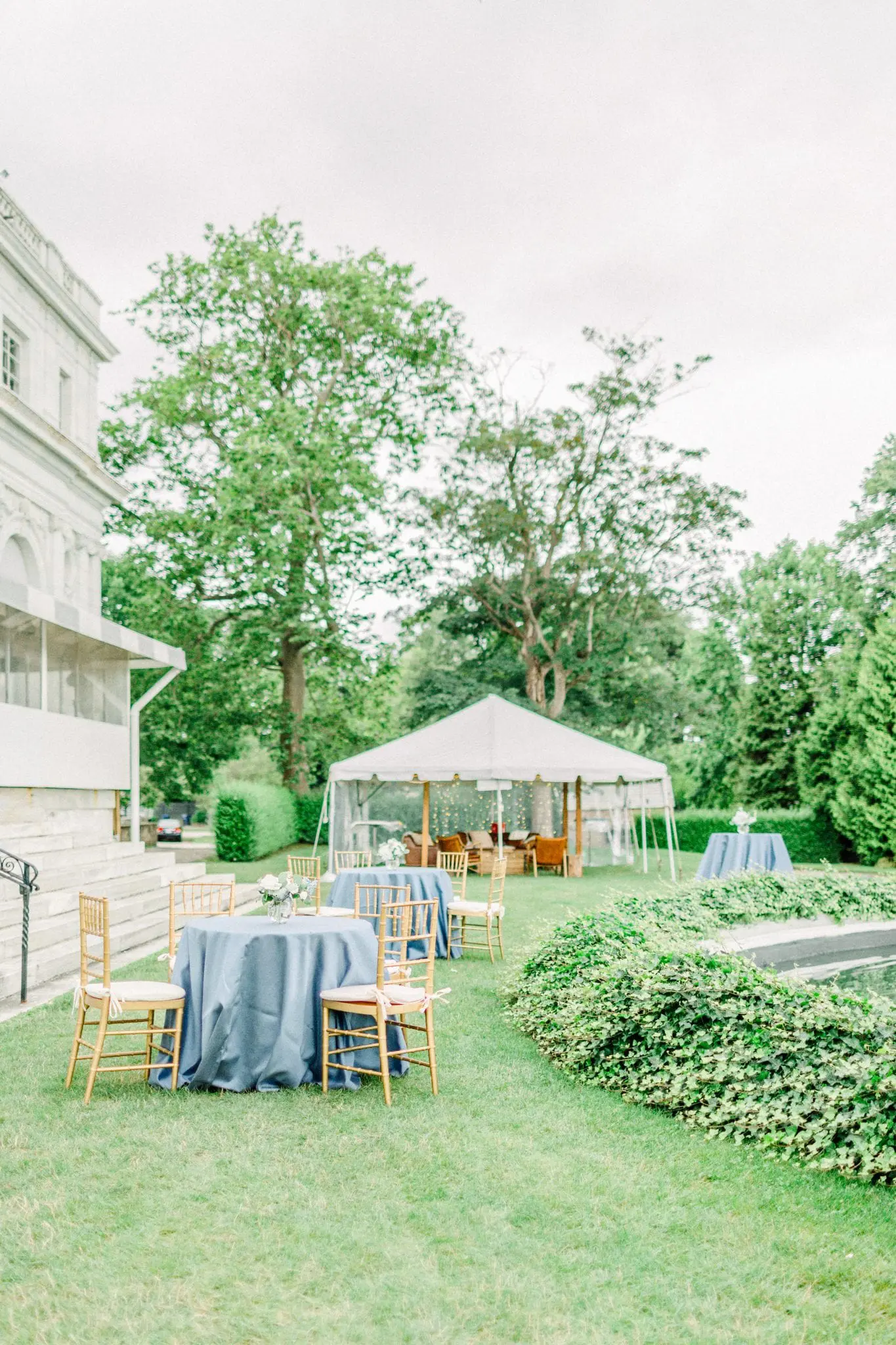 Sarah & MIke RoseCliff Mansion Wedding | Newport, RI 69 Kelly Dillon Wedding Photographer KellyDillonPhotography90 scaled