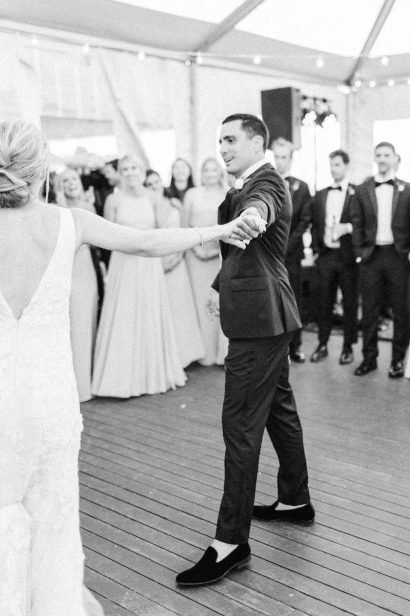 Kelly & Timothy Chatham Bars Inn Wedding 116 Kelly Dillon Wedding Photographer KellyDillonPhotography151 scaled