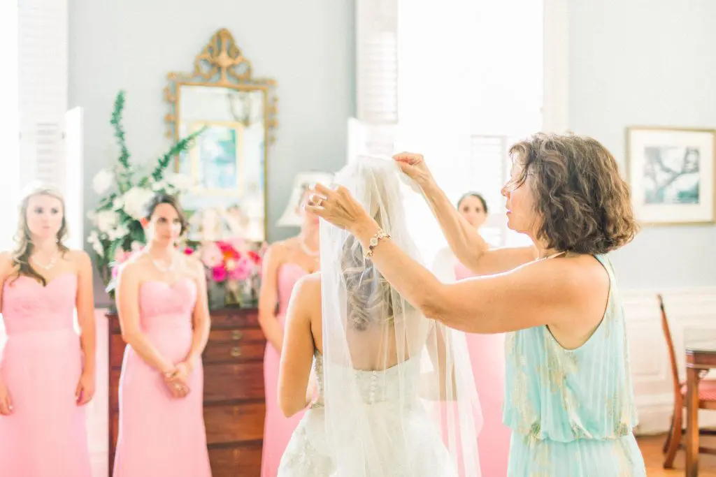 Amy & Gabe Charleston Wedding | The Governor Thomas Bennett House 23 Kelly Dillon Wedding Photographer KellyDillonPhotography34