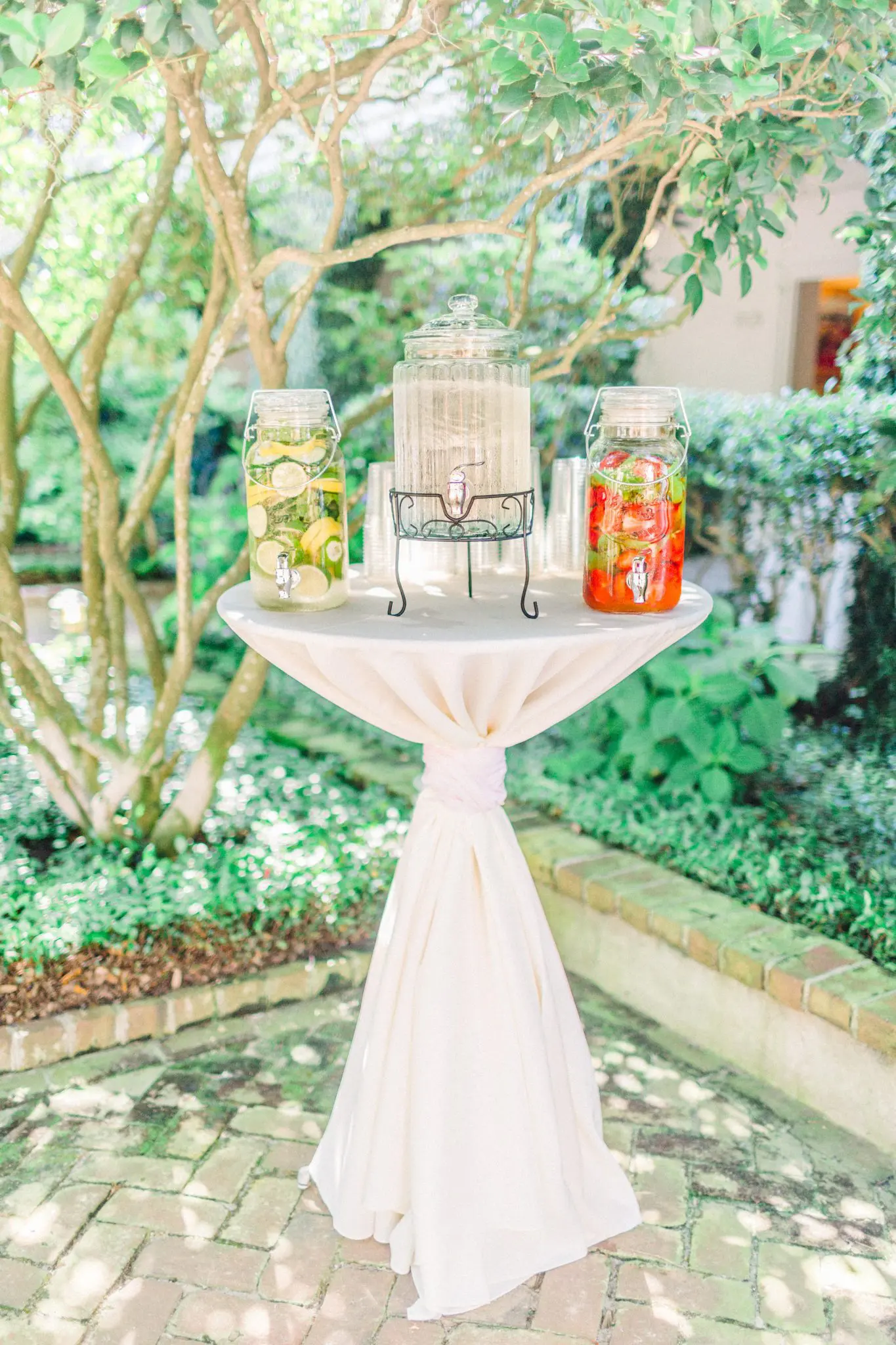 Amy & Gabe Charleston Wedding | The Governor Thomas Bennett House 70 Kelly Dillon Wedding Photographer KellyDillonPhotography50 scaled