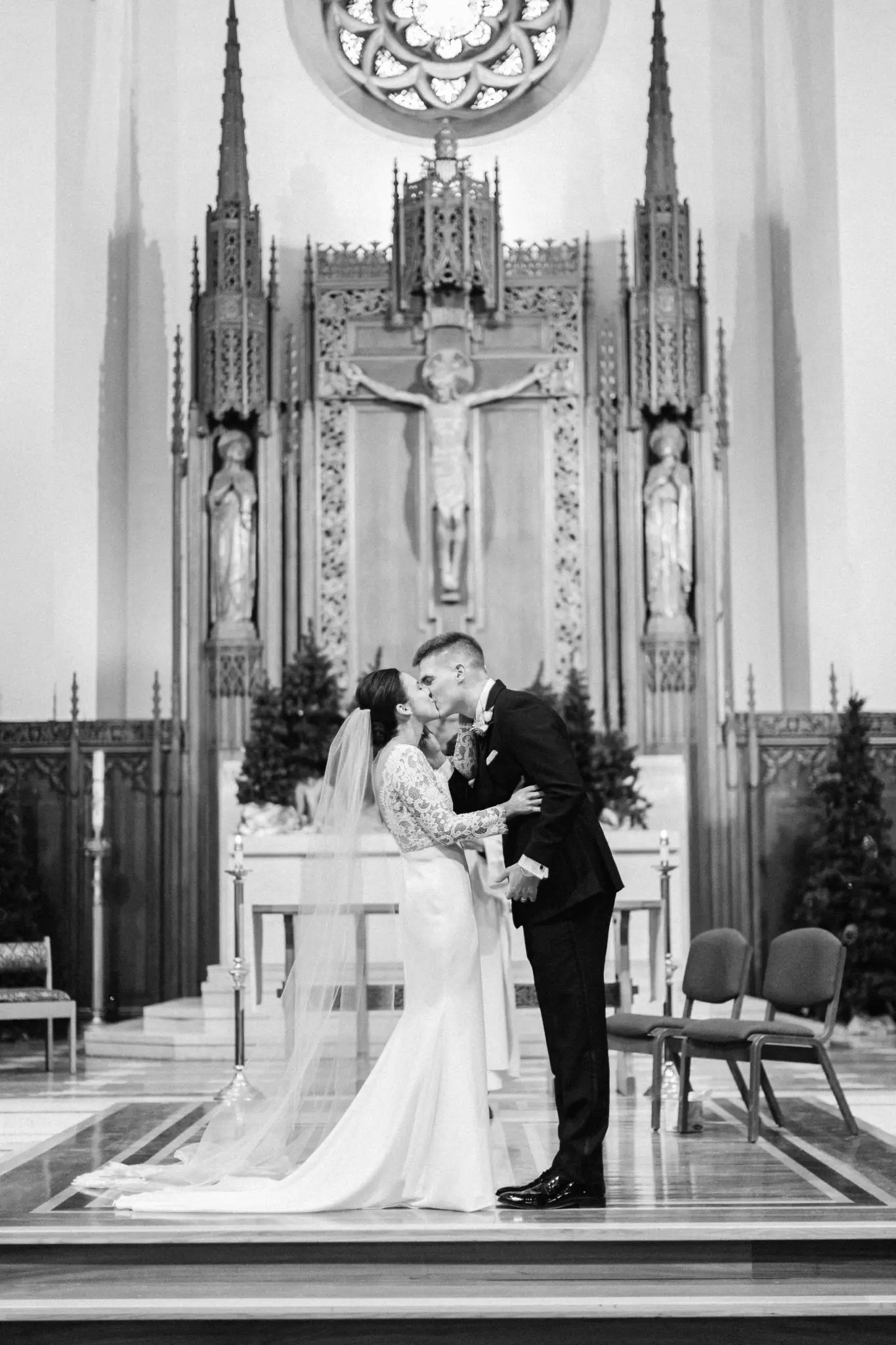 Ellery & Chris State Room Boston Wedding 42 Kelly Dillon Wedding Photographer KellyDillonPhotography50 scaled