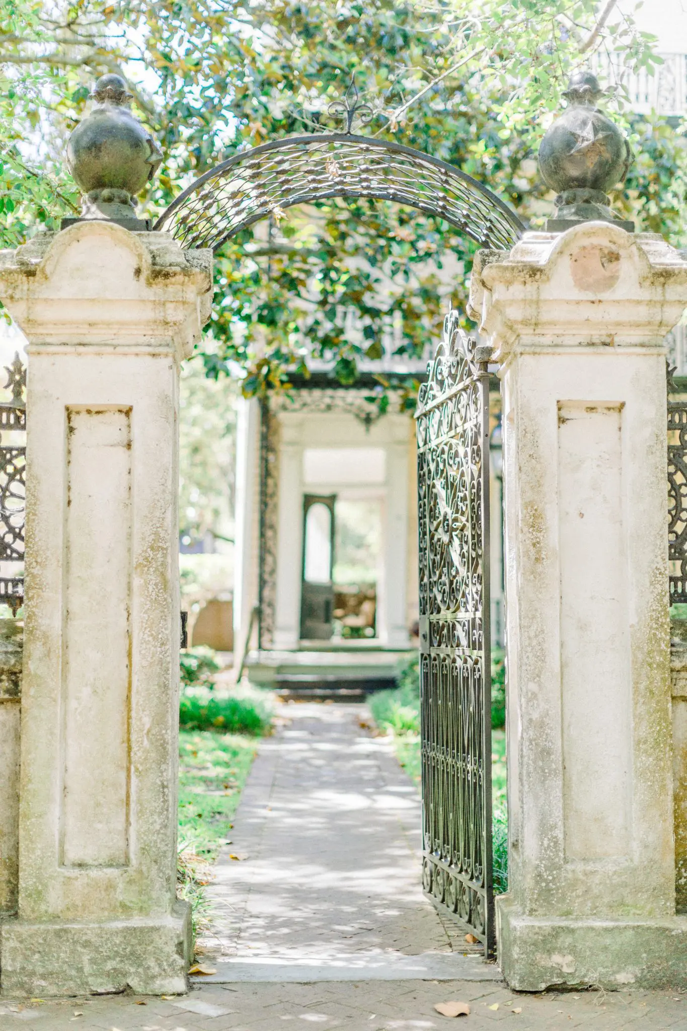 Christine & Chris Charleston, SC Wedding | Alhambra Hall 25 Kelly Dillon Wedding Photographer KellyDillonPhotography27 1 scaled