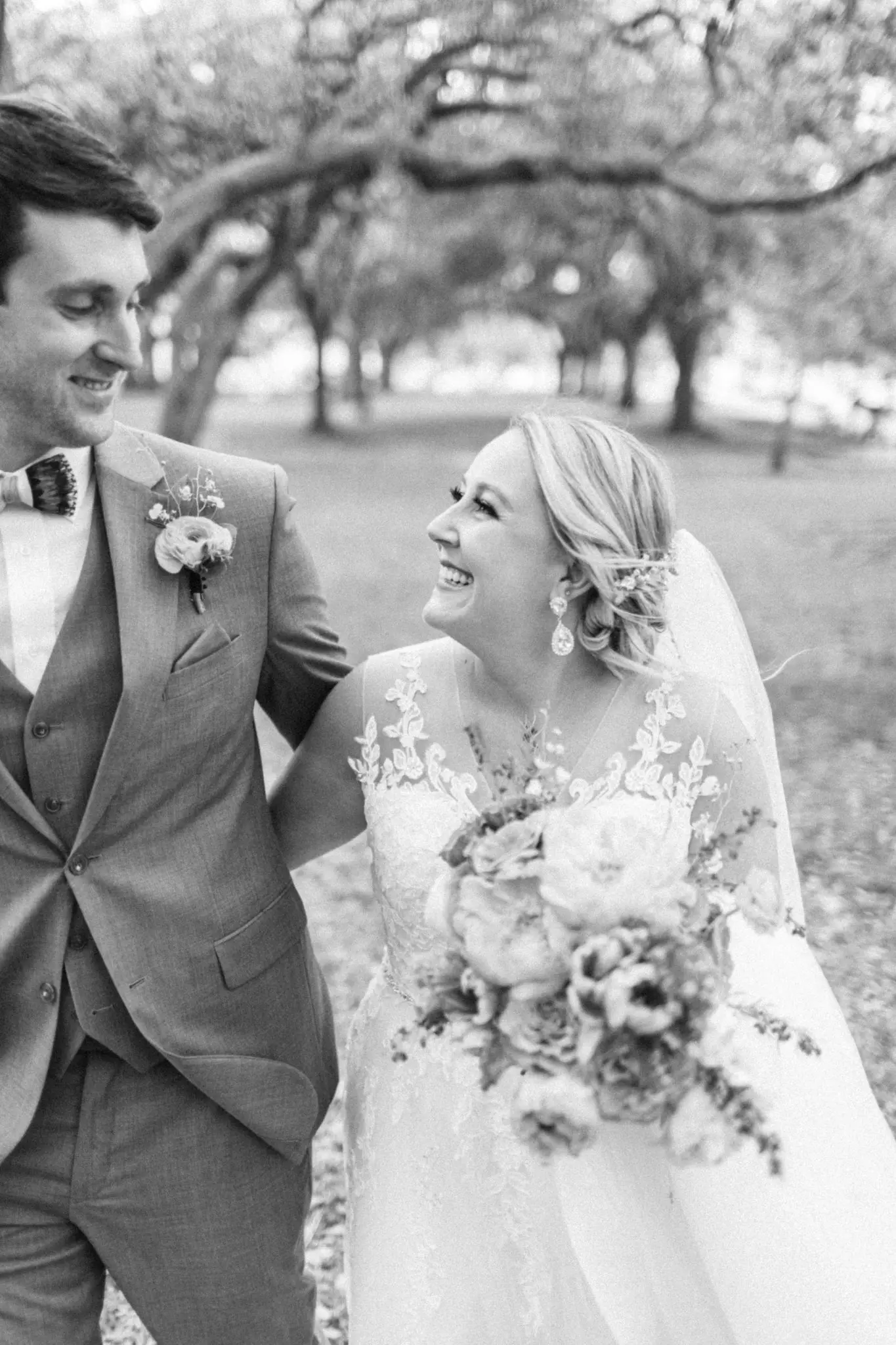Melissa & Eric Patriots Point Links Wedding | Mount Pleasant, SC 61 Kelly Dillon Wedding Photographer KellyDillonPhotographyCharlestonSCWedding75 scaled