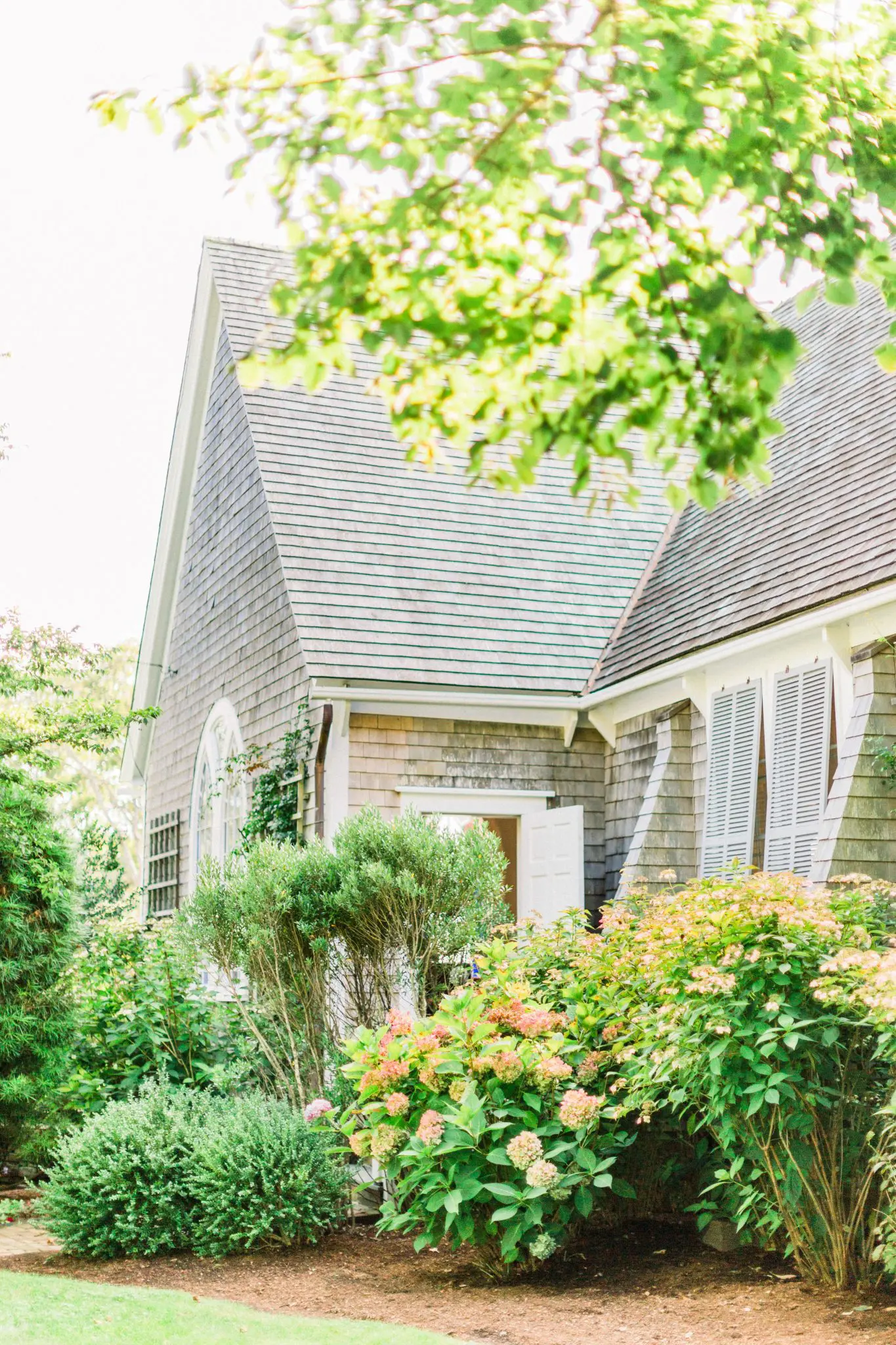 Katie & Dan Nantucket Wedding | The Wauwinet 44 Kelly Dillon Wedding Photographer KellyDillonPhotographyNantucket43 scaled