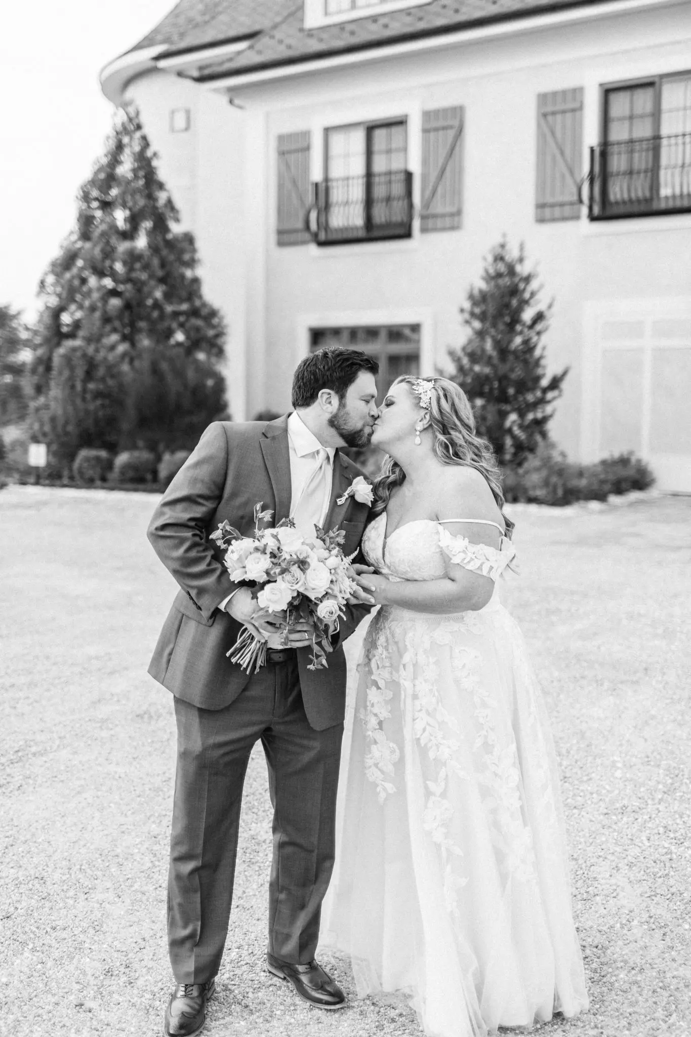 Shoshanna & Vincent Mirbeau Inn and Spa Plymouth Wedding 82 Kelly Dillon Wedding Photographer KellyDillonPhotographyMirbeauInnandSpaWedding90 scaled