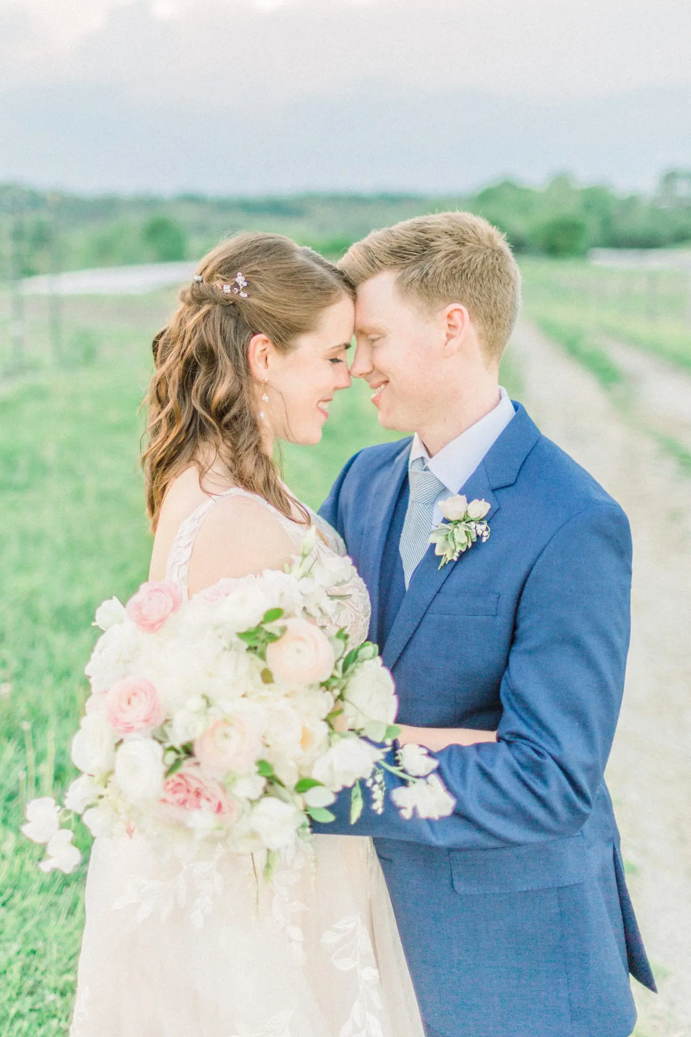 Laura & Robert The Barn at Gibbet Hill Wedding 69 Kelly Dillon Wedding Photographer KellyDillonPhotographyBarnatGibbetHillSession84 scaled