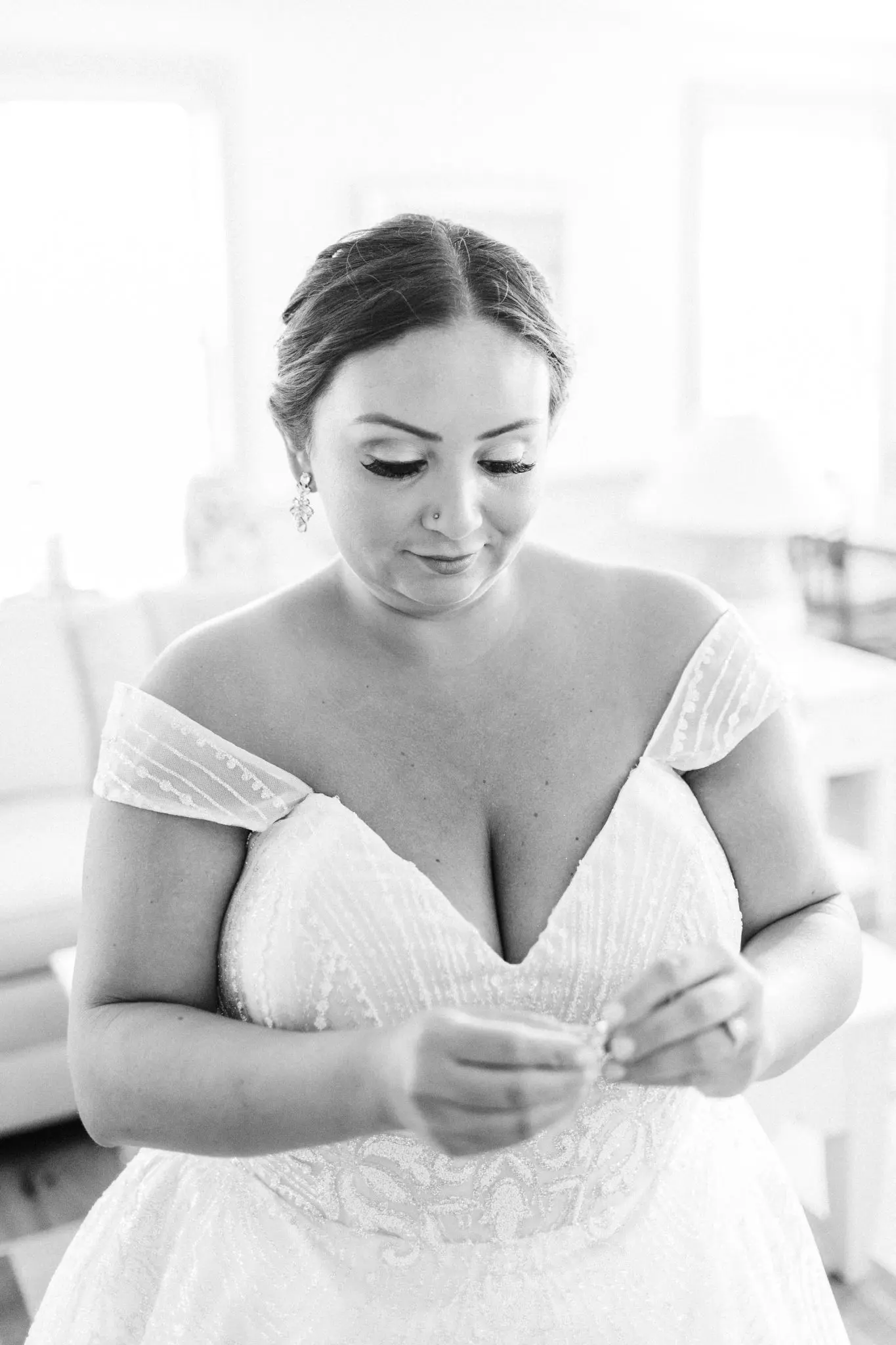Fiona and Mario Backyard Cape Cod Wedding 23 Kelly Dillon Wedding Photographer KellyDillonPhotographyCapeCodWedding29 1 scaled