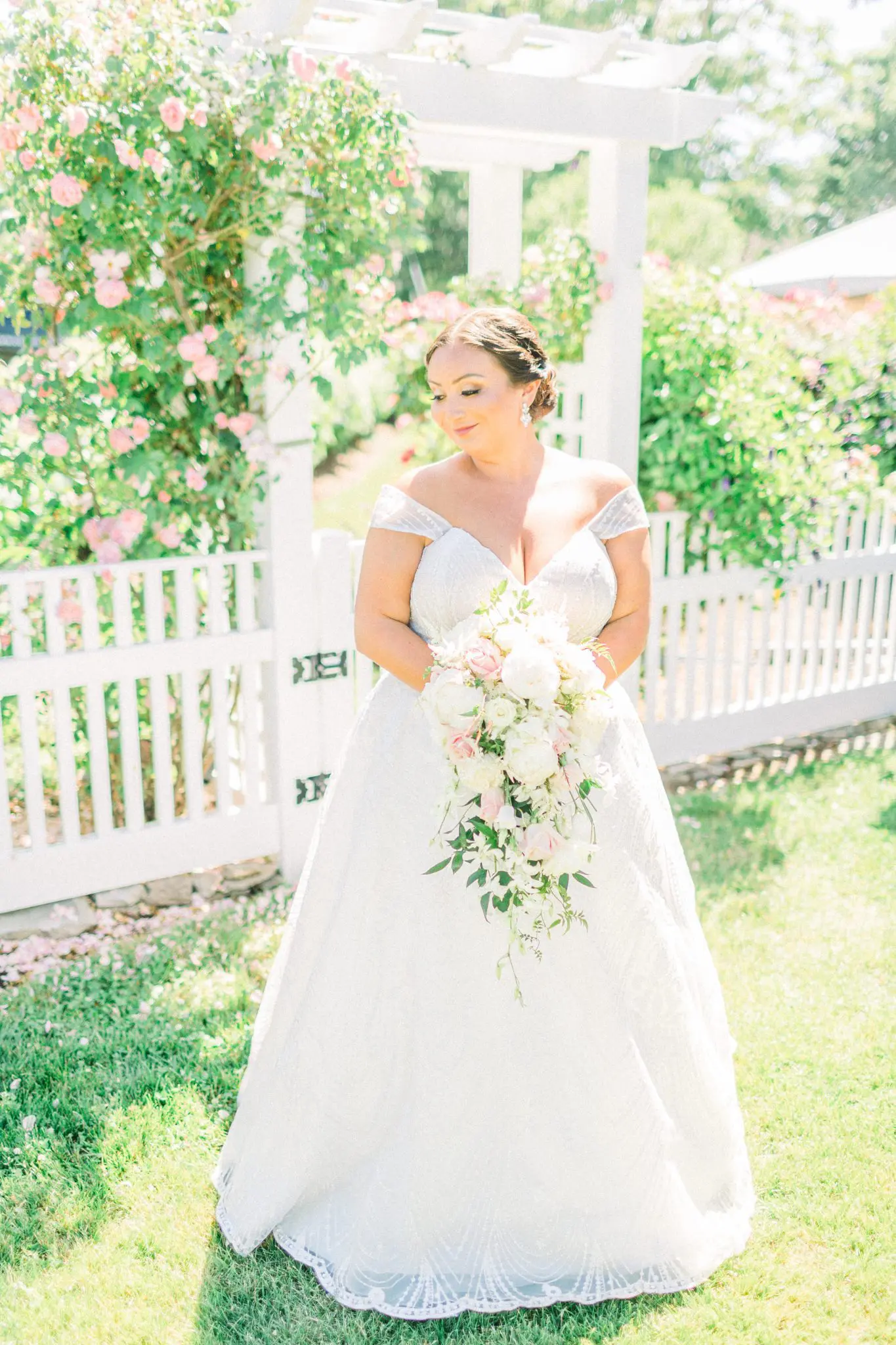 Fiona and Mario Backyard Cape Cod Wedding 25 Kelly Dillon Wedding Photographer KellyDillonPhotographyCapeCodWedding31 1 scaled