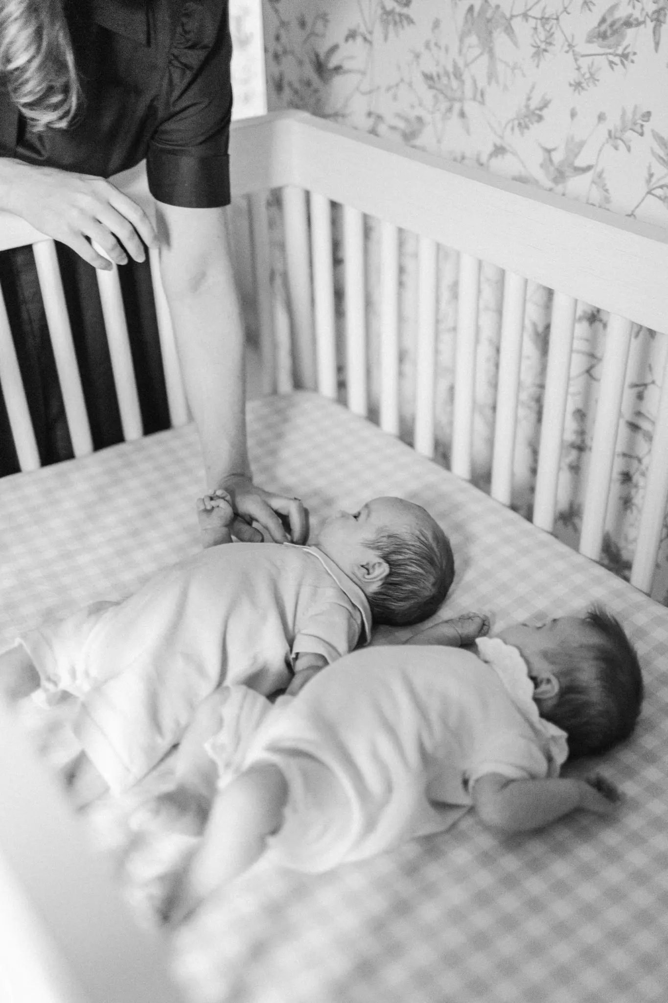 The White Newborn Family Session Cape Cod 10 Kelly Dillon Wedding Photographer KellyDillonPhotographyCapeCodFamilySession10 scaled