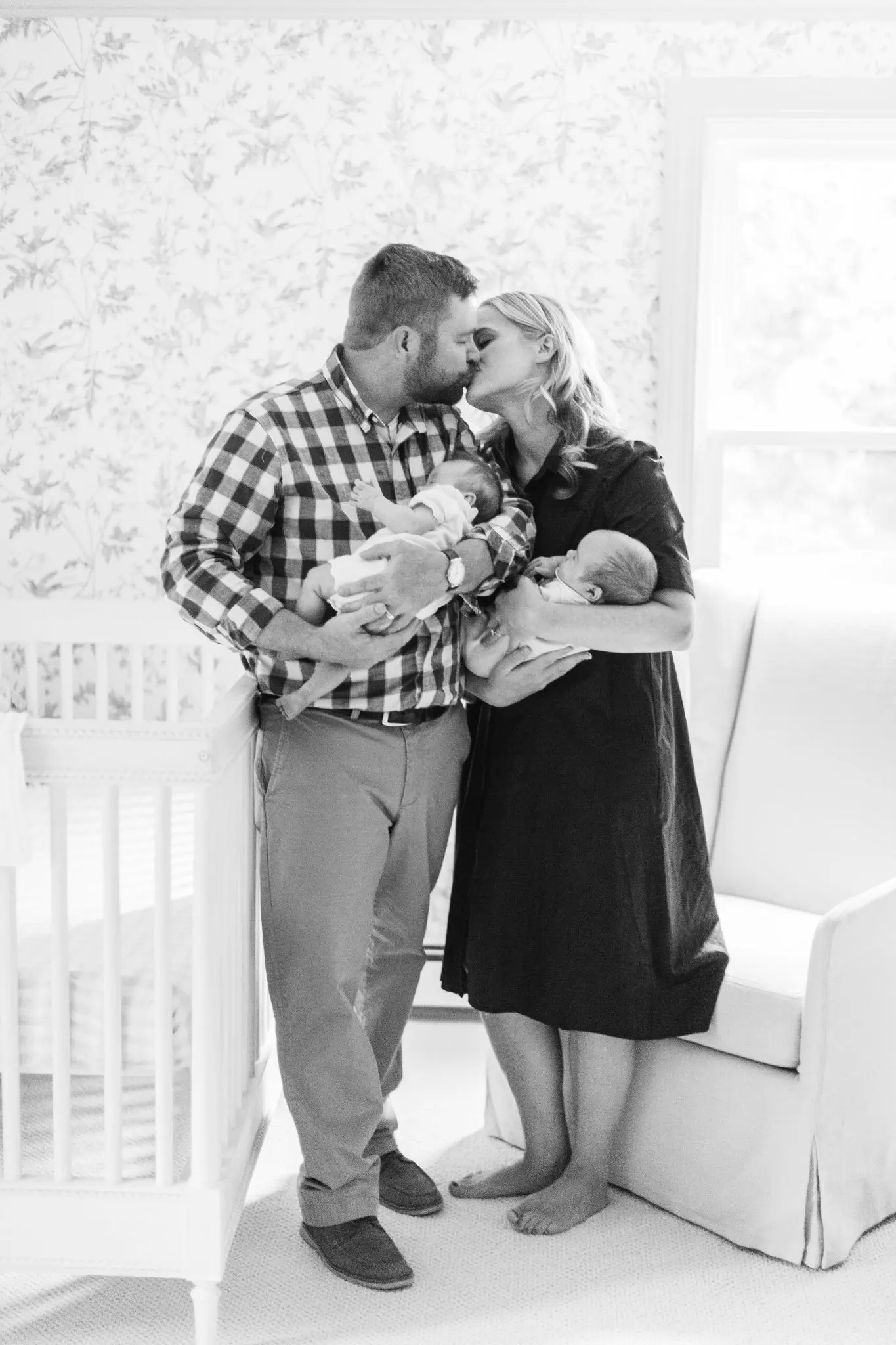 The White Newborn Family Session Cape Cod 20 Kelly Dillon Wedding Photographer KellyDillonPhotographyCapeCodFamilySession22 scaled