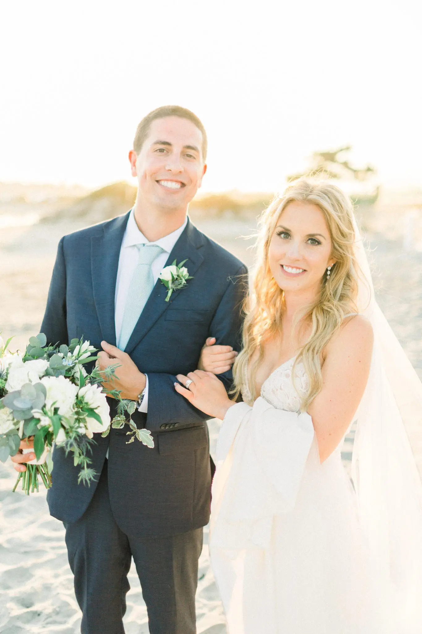Kelly Dillon Wedding Photographer KellyDillonPhotographyNewportBeachHouseRIWedding1 scaled