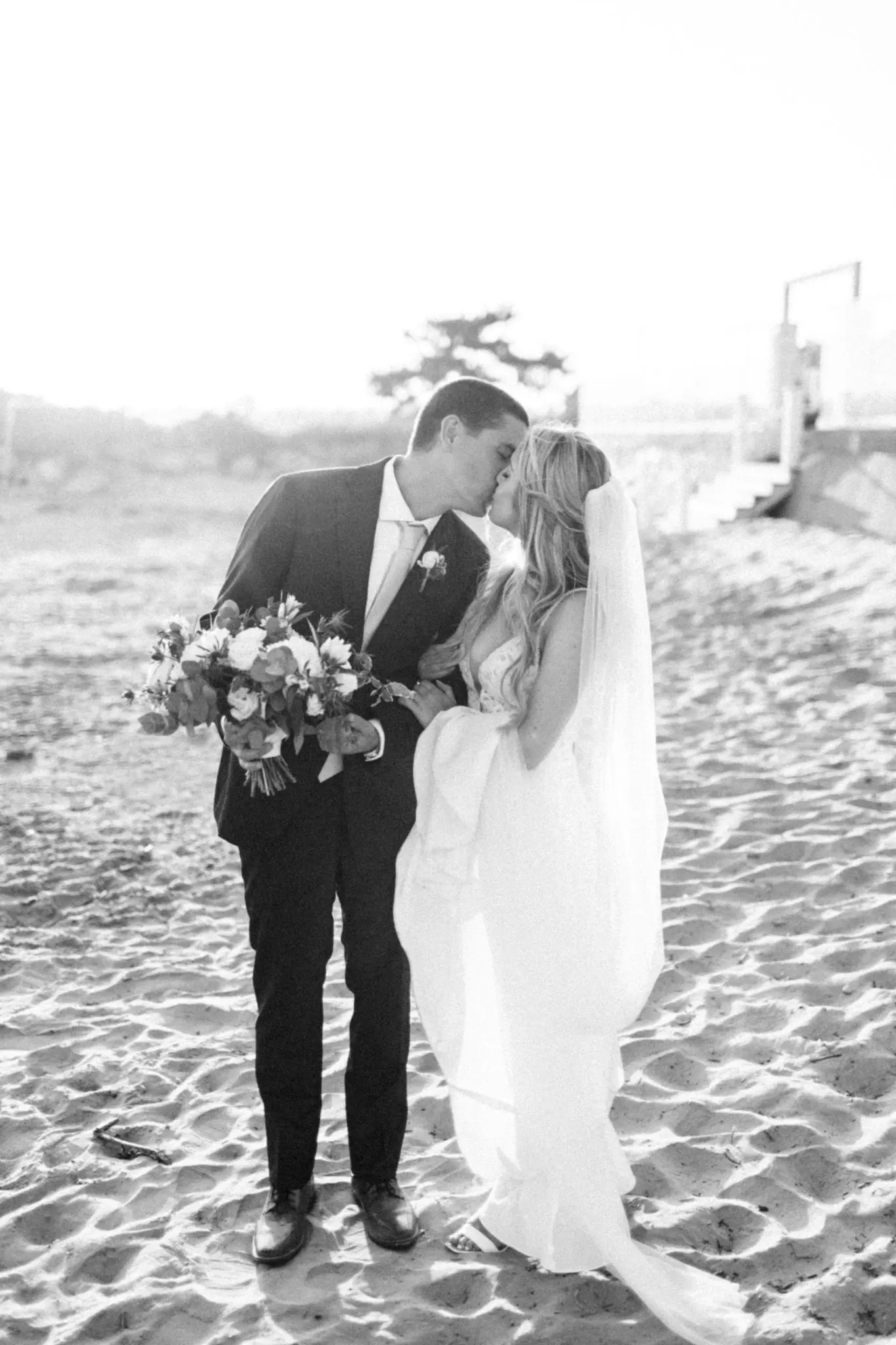 Katie & Matthew Newport Beach House Newport, RI Wedding 97 Kelly Dillon Wedding Photographer KellyDillonPhotographyNewportBeachHouseRIWedding112 scaled