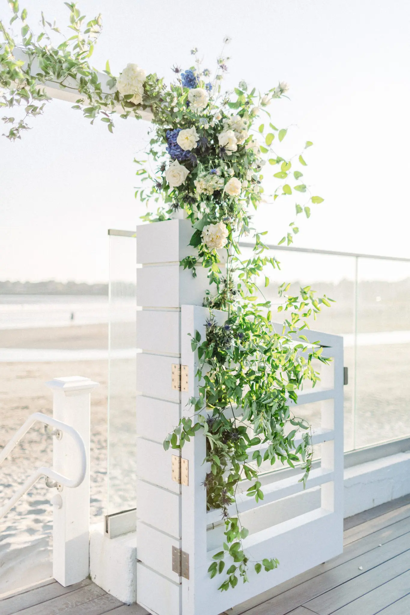 Katie & Matthew Newport Beach House Newport, RI Wedding 53 Kelly Dillon Wedding Photographer KellyDillonPhotographyNewportBeachHouseRIWedding65 scaled