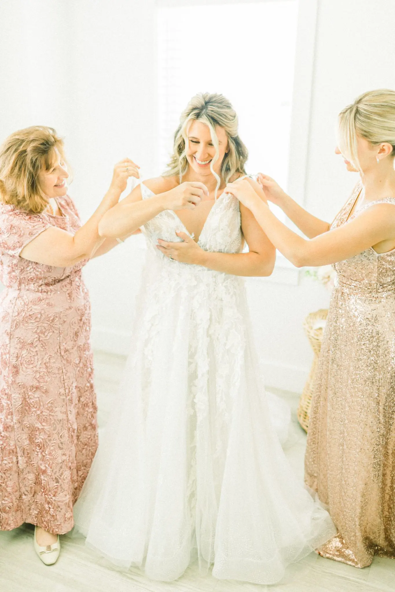 Brittany & Patrick Pavilion at The Pinehills Wedding 18 Kelly Dillon Wedding Photographer KellyDillonPhotographyPavilionatThePinehillsWedding24 scaled