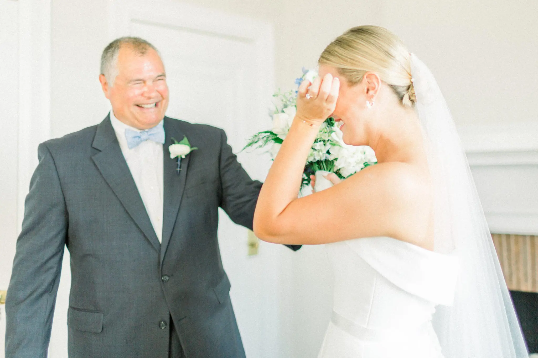 Emily & Tyler Ocean Cliff Newport, RI Wedding 36 Kelly Dillon Wedding Photographer KellyDillonPhotographyOceanCliffNewportRIWedding40 scaled