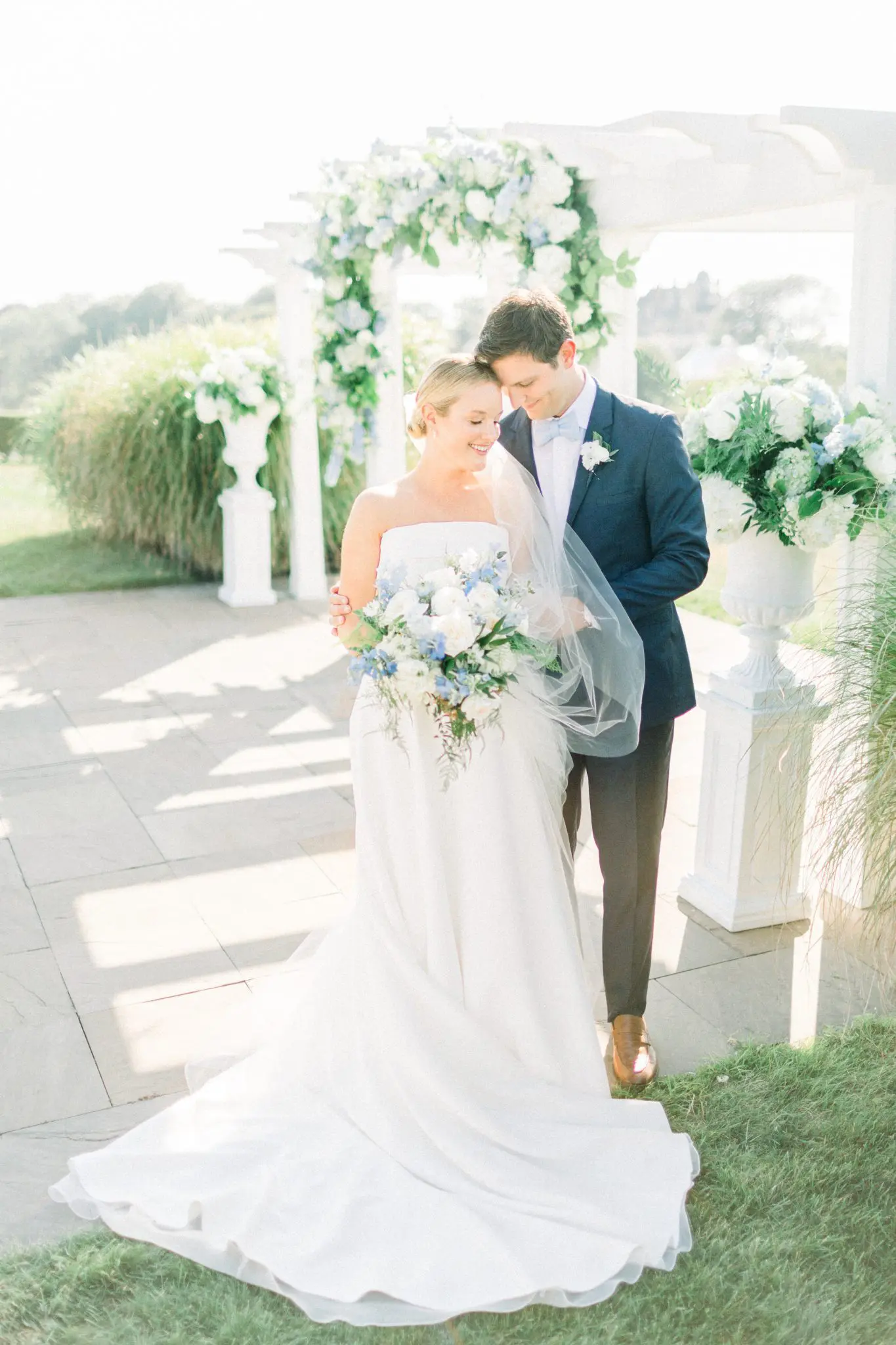Emily & Tyler Ocean Cliff Newport, RI Wedding 49 Kelly Dillon Wedding Photographer KellyDillonPhotographyOceanCliffNewportRIWedding55 scaled