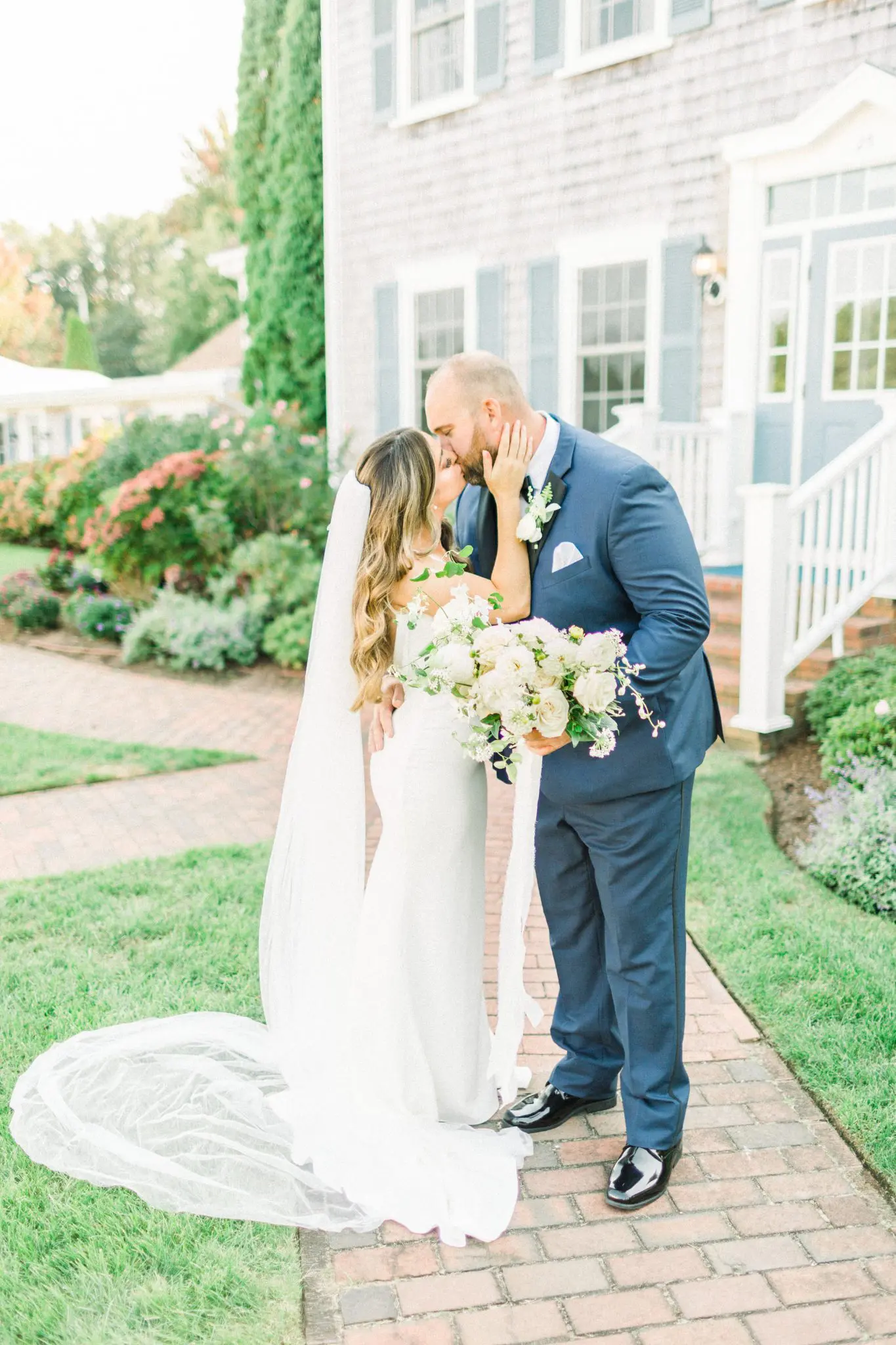 Caitlyn & Brendan The Dennis Inn Cape Cod Wedding 43 Kelly Dillon Wedding Photographer KellyDillonPhotographyTheDennisInnCapeCodWeddingPhotography55 scaled