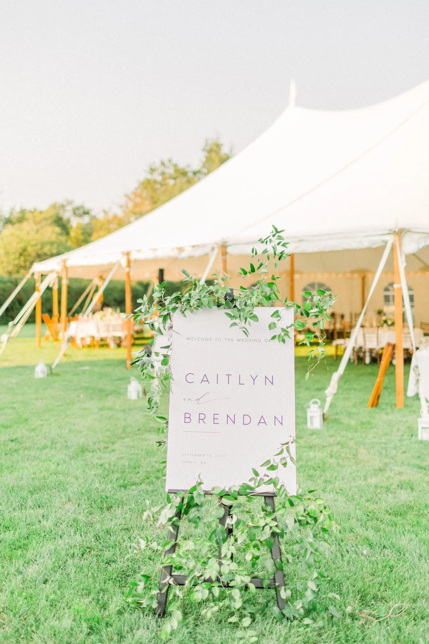 Caitlyn & Brendan The Dennis Inn Cape Cod Wedding 79 Kelly Dillon Wedding Photographer KellyDillonPhotographyTheDennisInnCapeCodWeddingPhotography89 scaled