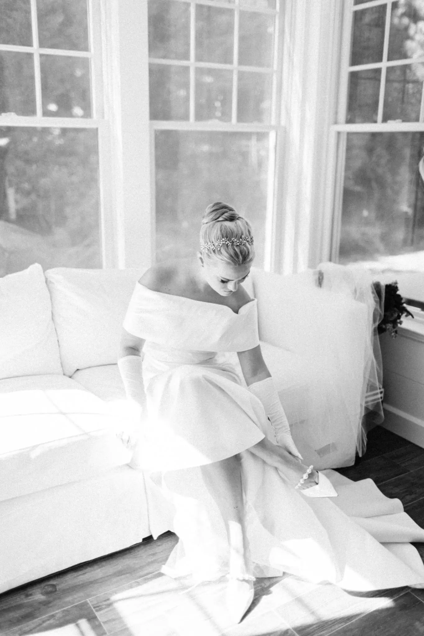 Rachel & Stephan Wychmere Beach Club Wedding 26 Kelly Dillon Wedding Photographer KellyDillonPhotographyWychmereCapeCodWeddingPhotography31 scaled