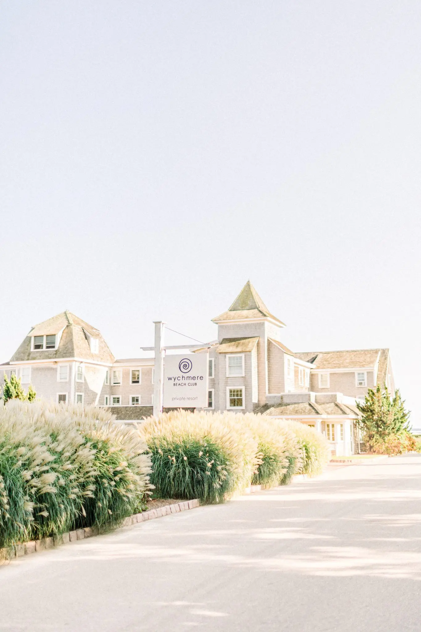 Rachel & Stephan Wychmere Beach Club Wedding 53 Kelly Dillon Wedding Photographer KellyDillonPhotographyWychmereCapeCodWeddingPhotography58 scaled