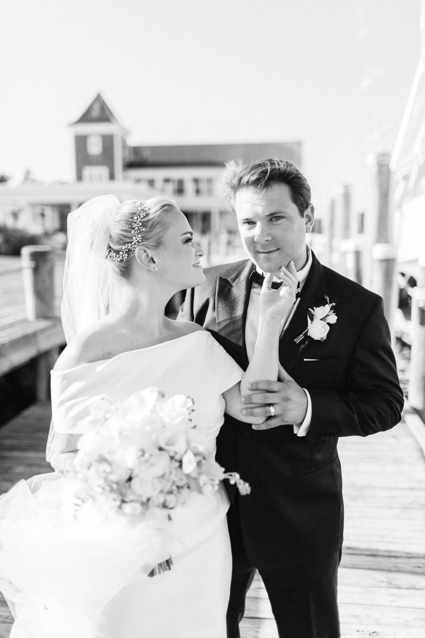 Rachel & Stephan Wychmere Beach Club Wedding 61 Kelly Dillon Wedding Photographer KellyDillonPhotographyWychmereCapeCodWeddingPhotography75 scaled