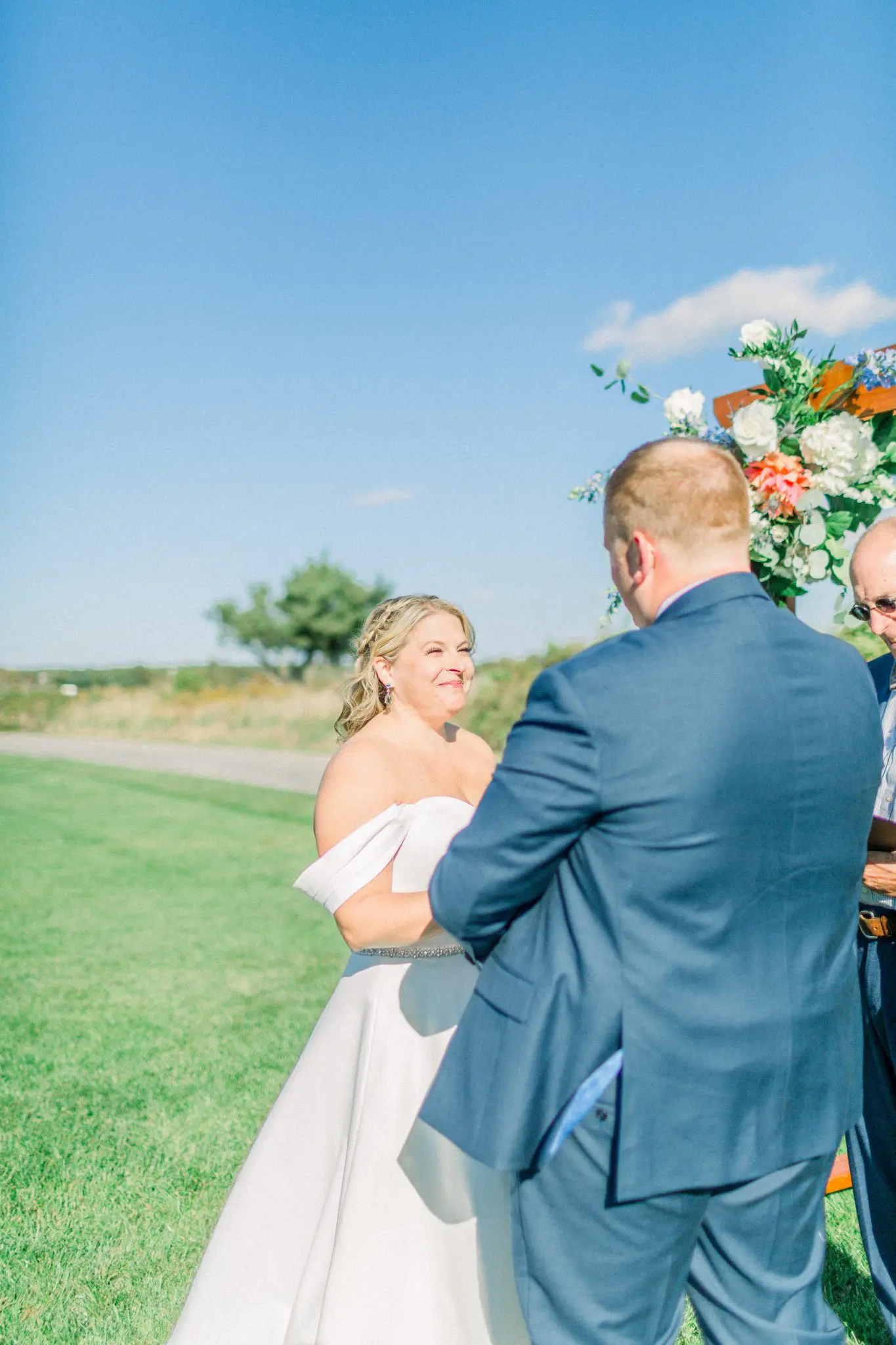 Susan and Chris Shining Tides Mattapoisett Wedding 42 Kelly Dillon Wedding Photographer KellyDillonPhotographyShiningTidesWeddingCapeCodWeddingPhotography46 scaled