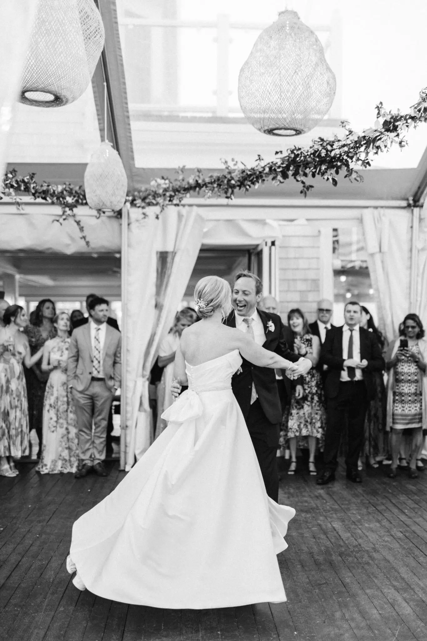 Meg & Steven Chatham Bars Inn Cape Cod Wedding 103 Kelly Dillon Wedding Photographer KellyDillonPhotographyChathamBarsInnCapeCodWeddingPhotography111 scaled