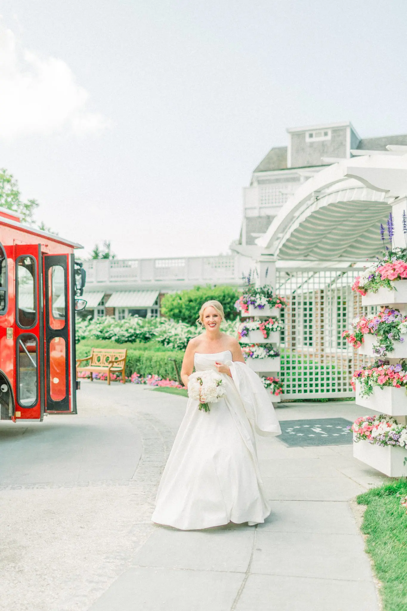 Meg & Steven Chatham Bars Inn Cape Cod Wedding 15 Kelly Dillon Wedding Photographer KellyDillonPhotographyChathamBarsInnCapeCodWeddingPhotography16 scaled