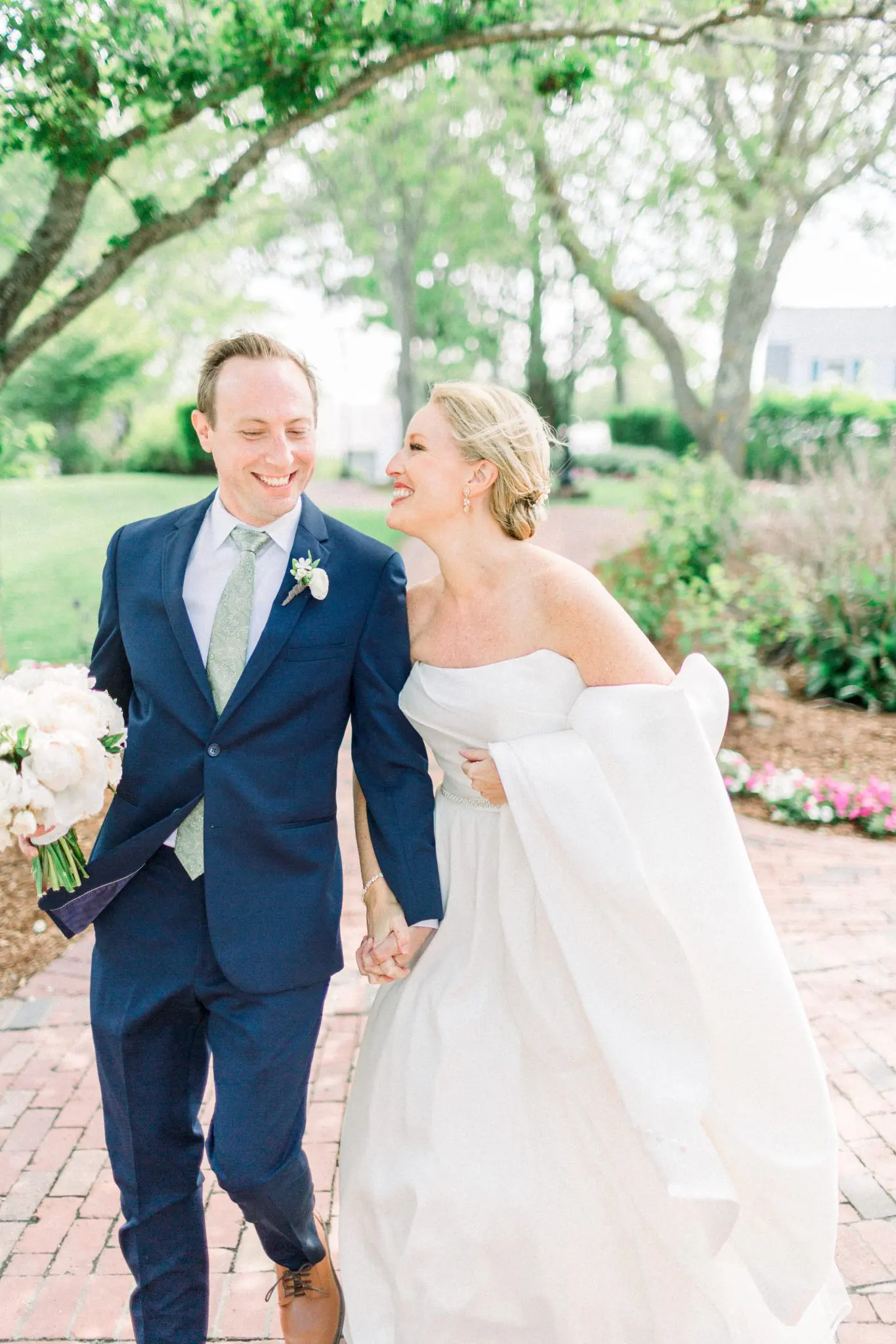 Meg & Steven Chatham Bars Inn Cape Cod Wedding 26 Kelly Dillon Wedding Photographer KellyDillonPhotographyChathamBarsInnCapeCodWeddingPhotography29 scaled