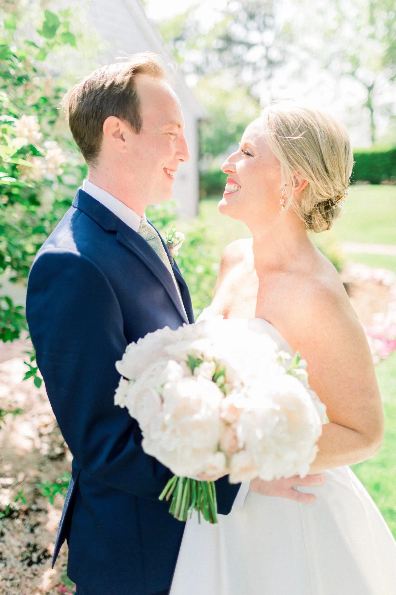 Meg & Steven Chatham Bars Inn Cape Cod Wedding 30 Kelly Dillon Wedding Photographer KellyDillonPhotographyChathamBarsInnCapeCodWeddingPhotography33 scaled