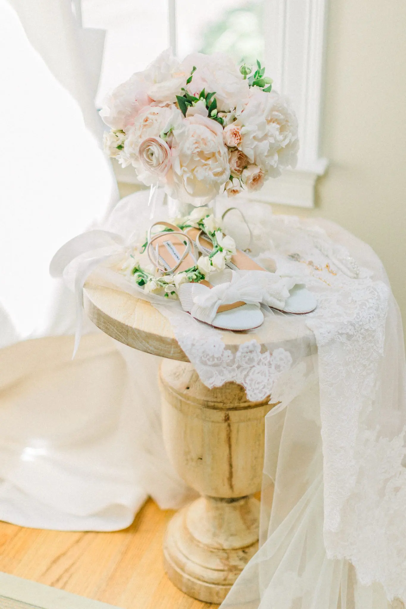 Meg & Steven Chatham Bars Inn Cape Cod Wedding 7 Kelly Dillon Wedding Photographer KellyDillonPhotographyChathamBarsInnCapeCodWeddingPhotography6 scaled