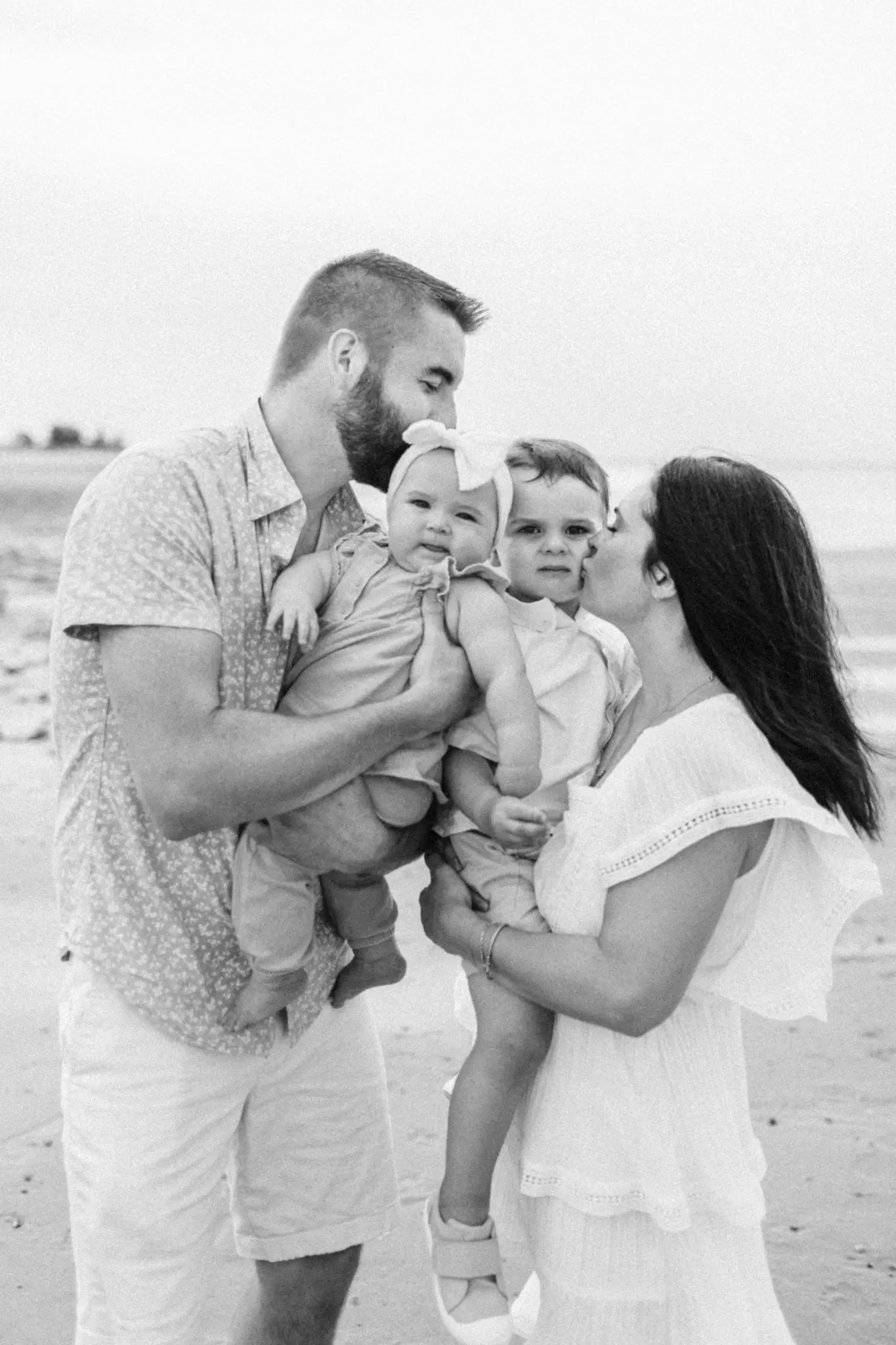 Kelly Dillon Wedding Photographer KellyDillonPhotographyCapeCodFamilyPhotography6 1 scaled