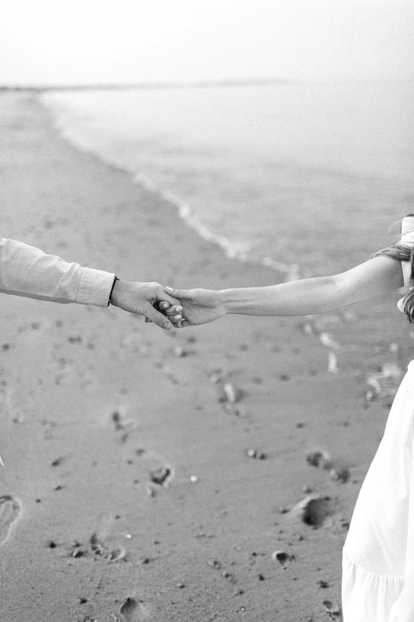 Kelly Dillon Wedding Photographer KellyDillonPhotographyDuxburyBeachEngagementPhotography17 scaled