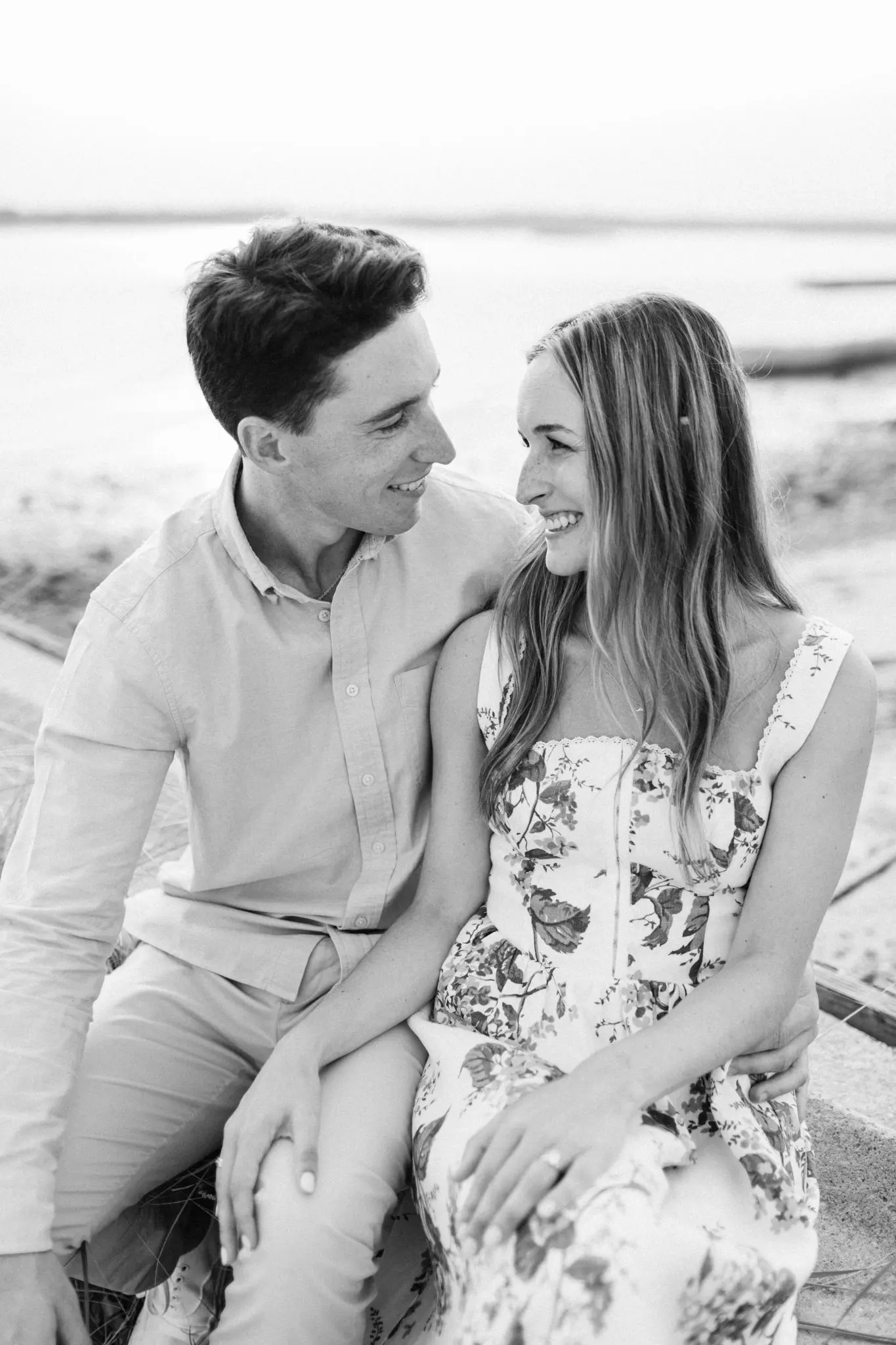 Kelly Dillon Wedding Photographer KellyDillonPhotographyDuxburyBeachEngagementPhotography35 scaled