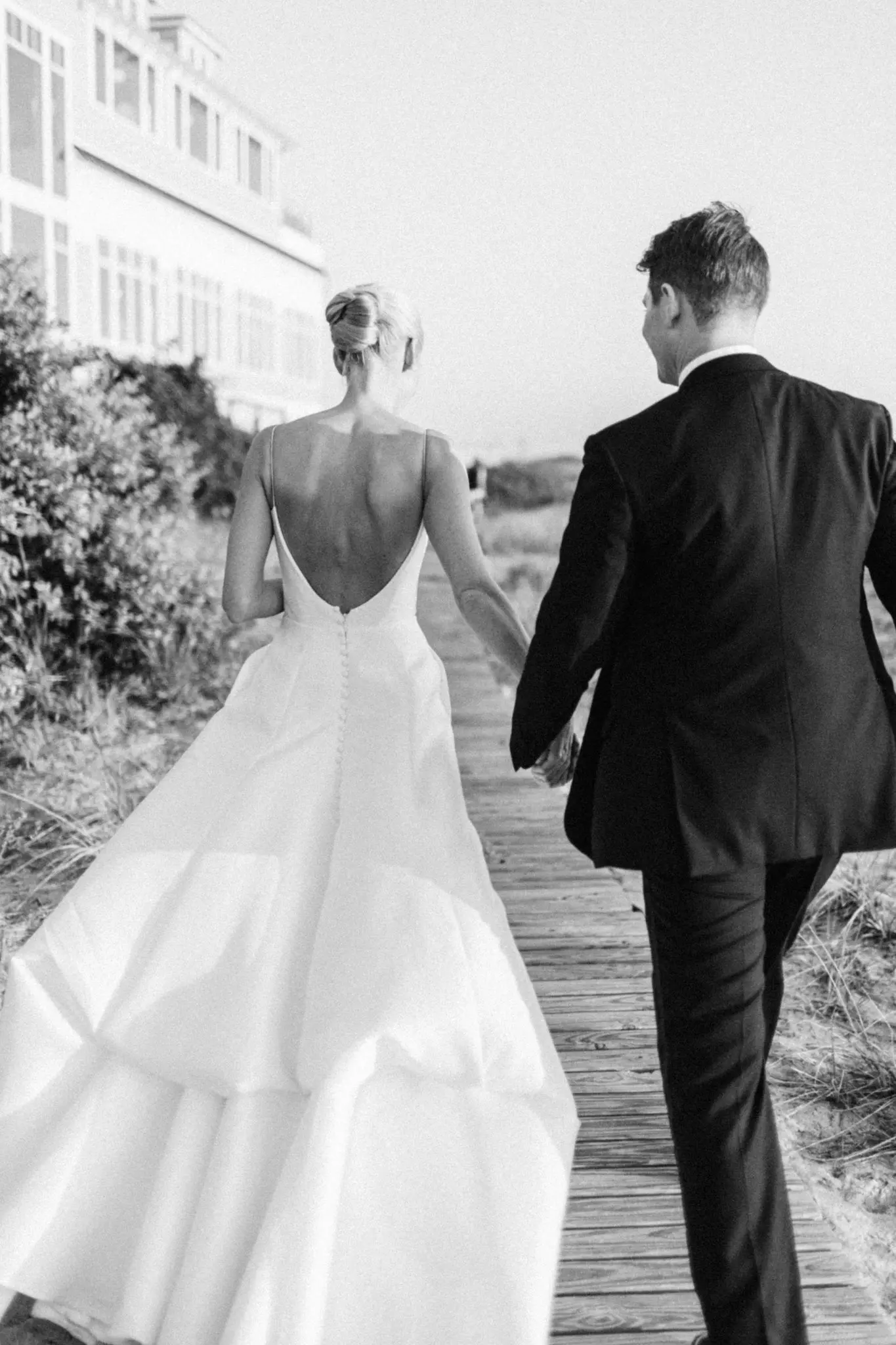 Caroline & Erik Wychmere Beach Club Cape Cod Wedding 89 Kelly Dillon Wedding Photographer KellyDillonPhotographyWychmereBeachClubCapeCodWeddingPhotography100 scaled