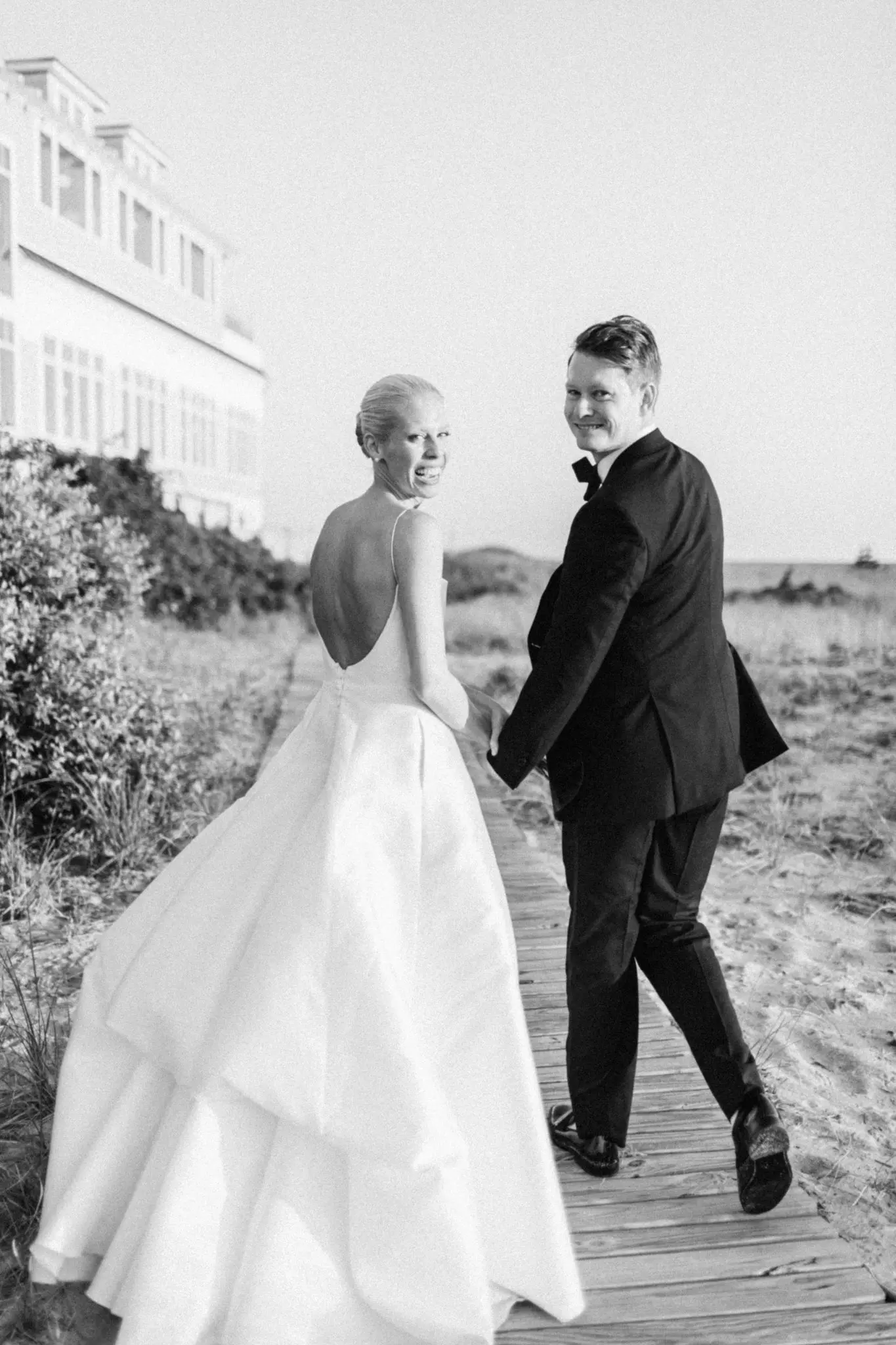 Caroline & Erik Wychmere Beach Club Cape Cod Wedding 90 Kelly Dillon Wedding Photographer KellyDillonPhotographyWychmereBeachClubCapeCodWeddingPhotography101 scaled