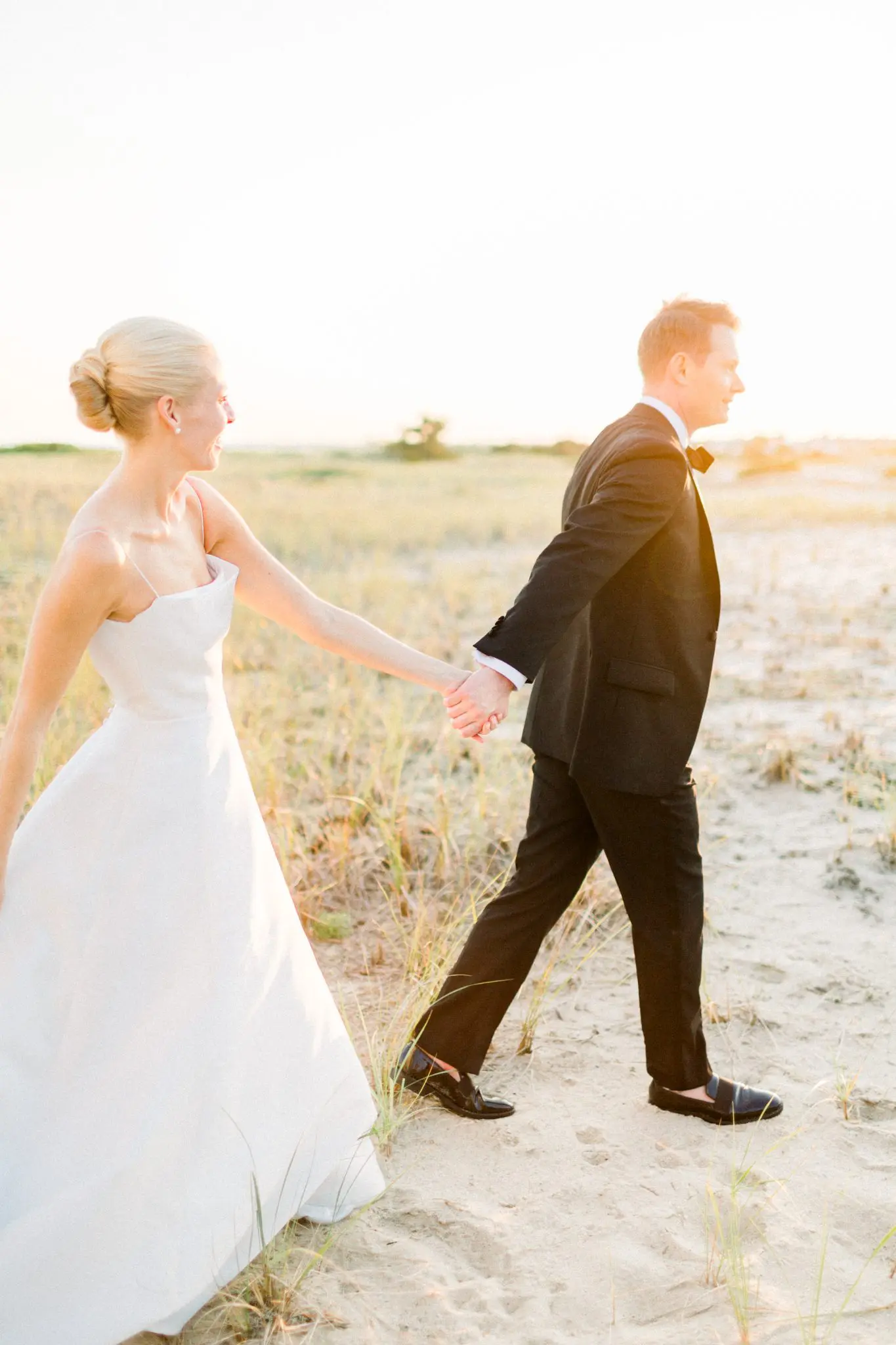 Caroline & Erik Wychmere Beach Club Cape Cod Wedding 93 Kelly Dillon Wedding Photographer KellyDillonPhotographyWychmereBeachClubCapeCodWeddingPhotography104 scaled