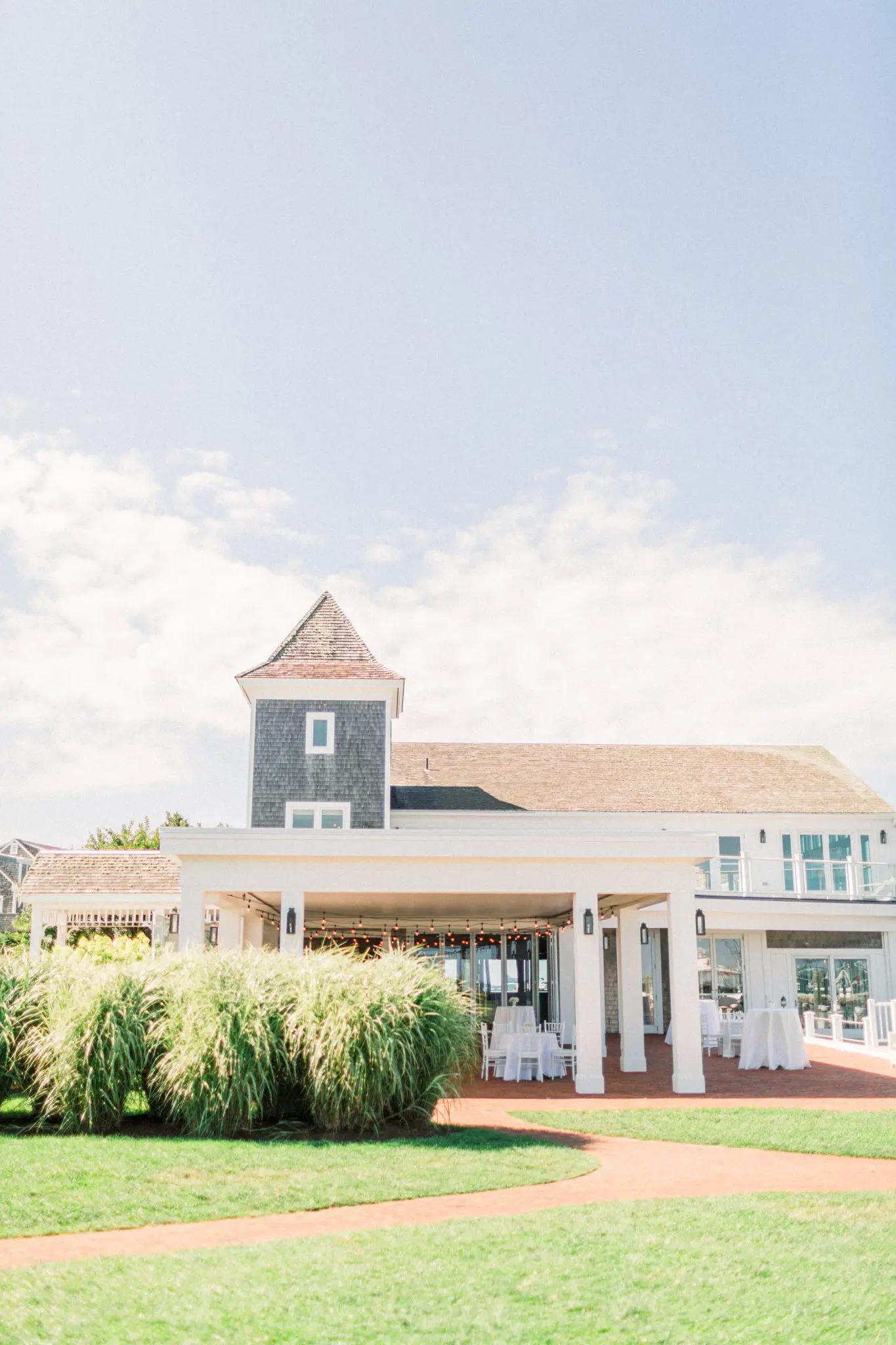 Caroline & Erik Wychmere Beach Club Cape Cod Wedding 94 Kelly Dillon Wedding Photographer KellyDillonPhotographyWychmereBeachClubCapeCodWeddingPhotography105 scaled